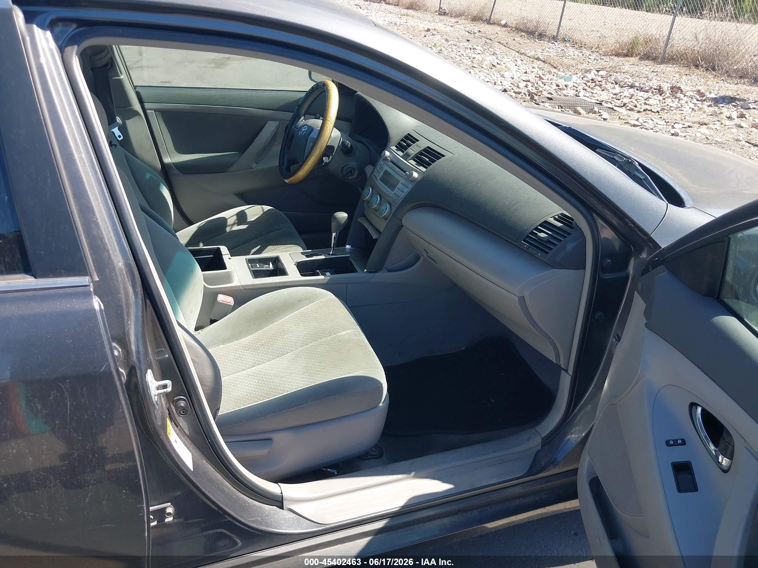 2007 Toyota Camry Le Gray vin: 4T1BE46K97U647344