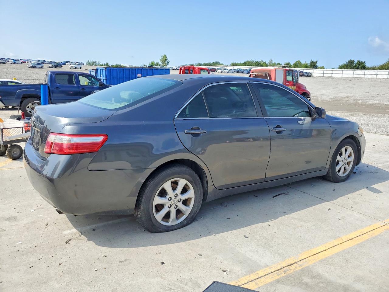 2007 Toyota Camry Le Charcoal vin: 4T1BE46K97U657226