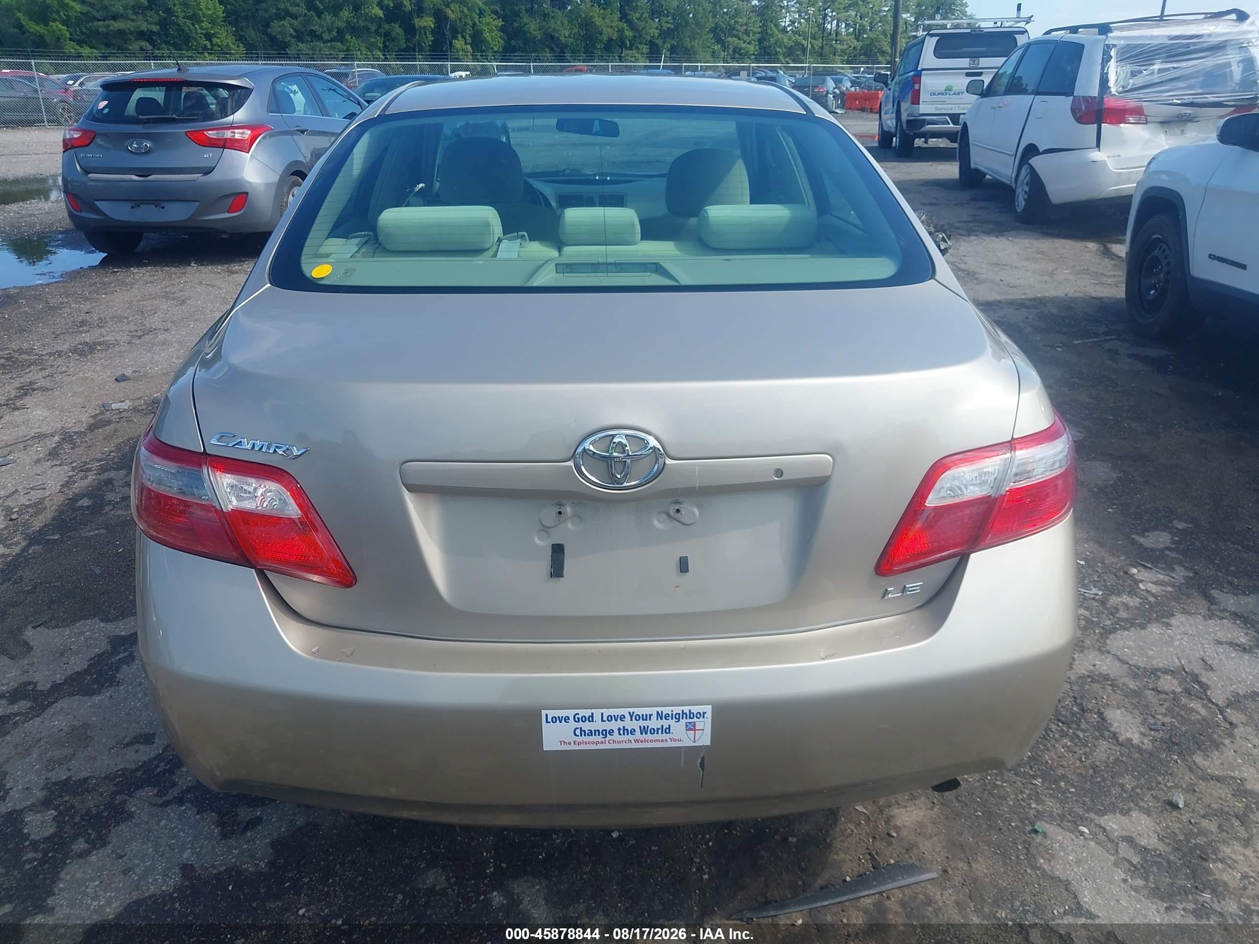 2007 Toyota Camry Le Gold vin: 4T1BE46K97U659316