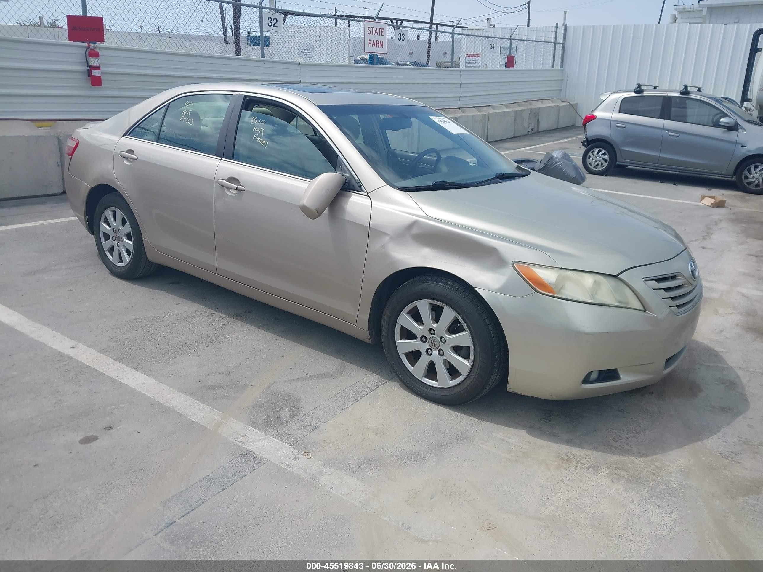 2007 Toyota Camry Xle Beige vin: 4T1BE46K97U667786