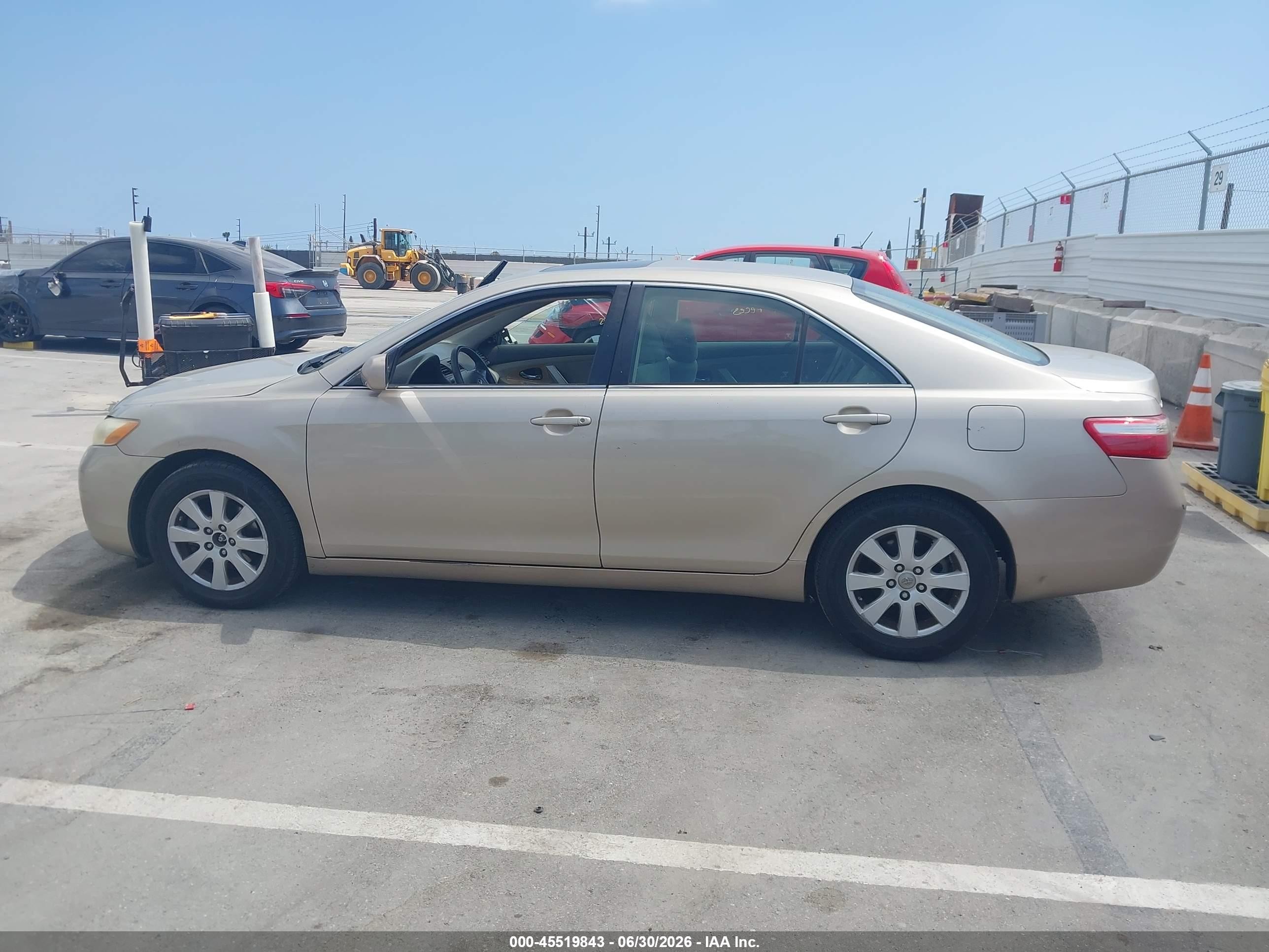 2007 Toyota Camry Xle Beige vin: 4T1BE46K97U667786