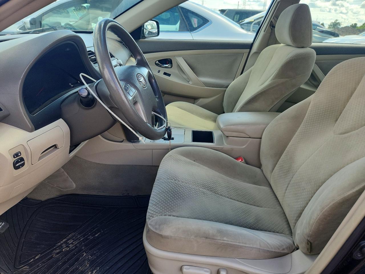 2007 Toyota Camry Le Blue vin: 4T1BE46K97U679243