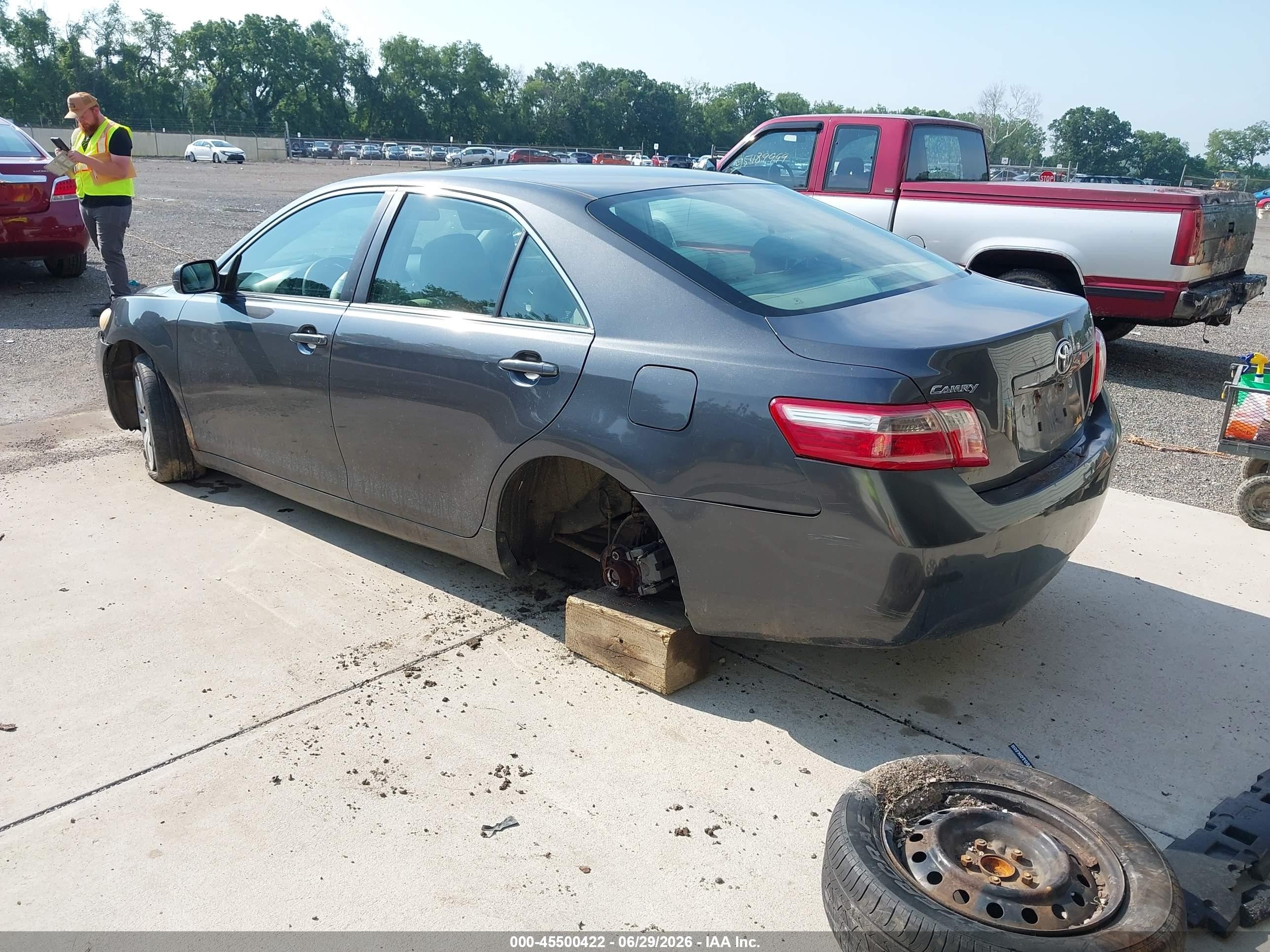 2007 Toyota Camry Le Gray vin: 4T1BE46K97U722902