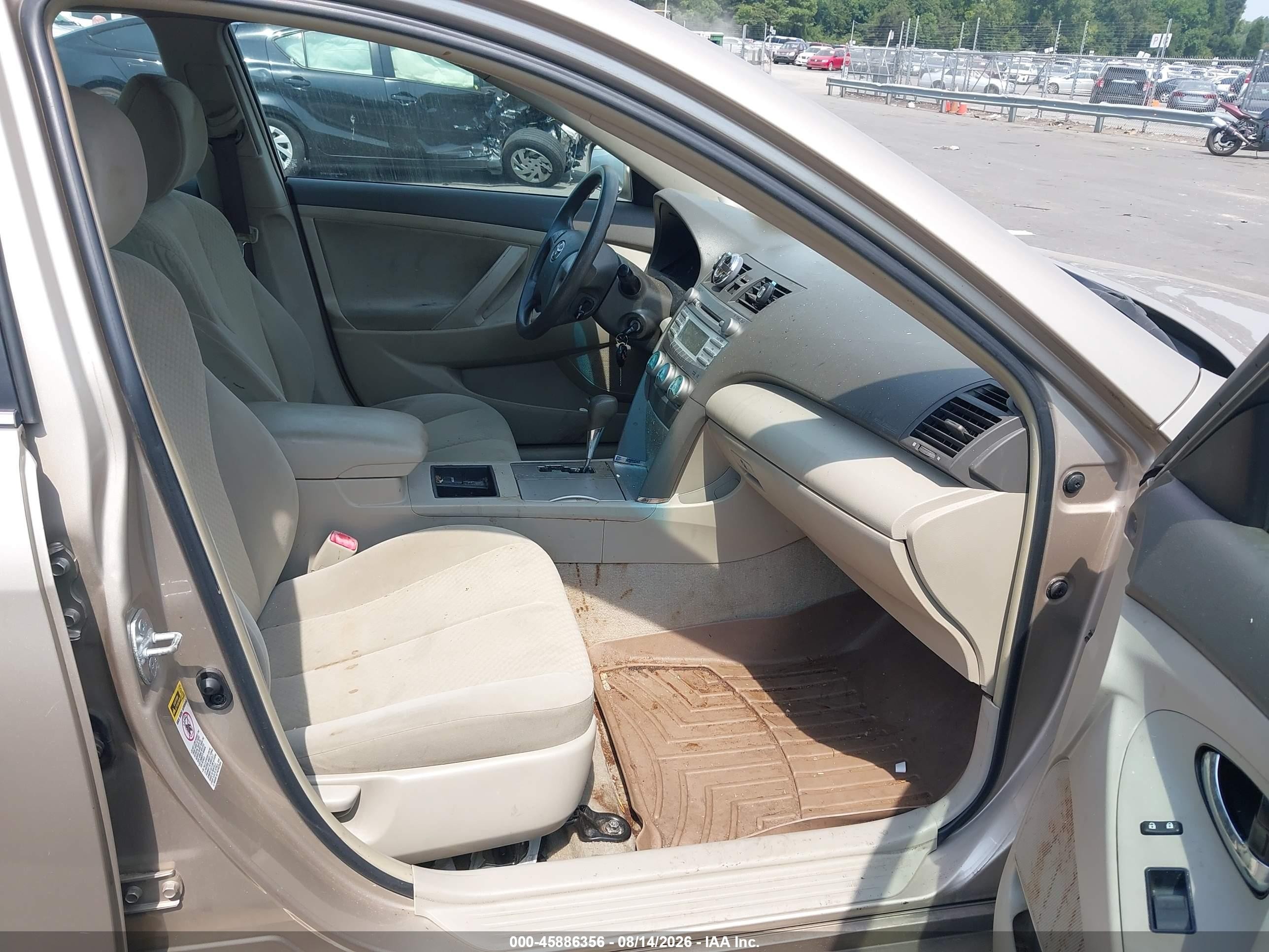 2008 Toyota Camry Le Бежевый vin: 4T1BE46K98U215032