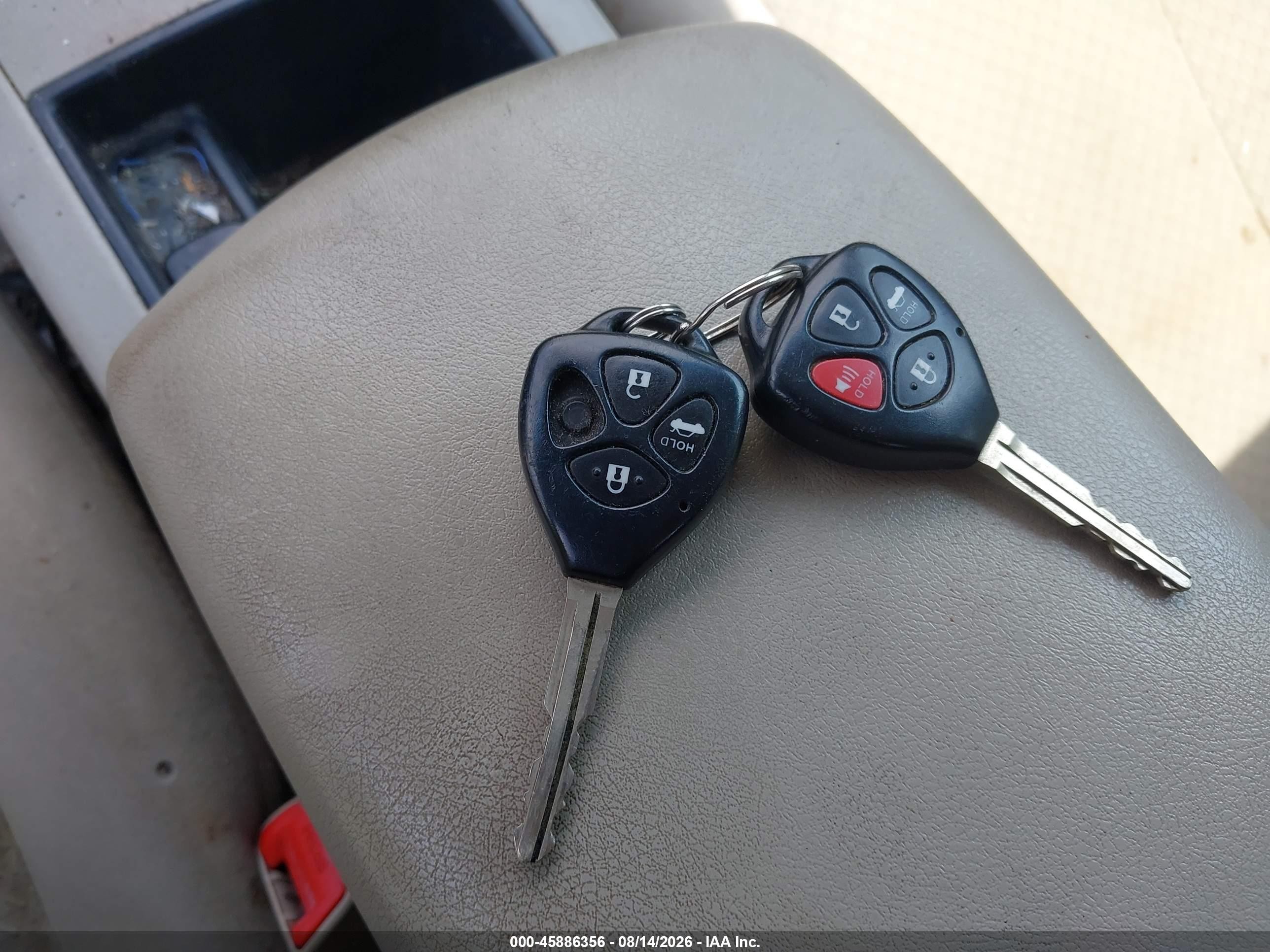 2008 Toyota Camry Le Бежевый vin: 4T1BE46K98U215032