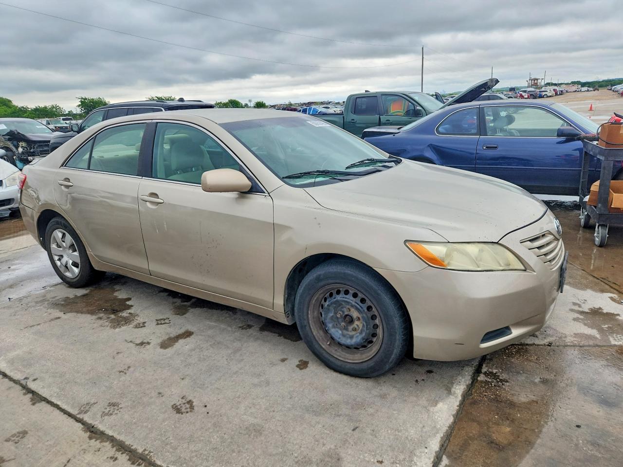 2008 Toyota Camry Le Золотой vin: 4T1BE46K98U218870