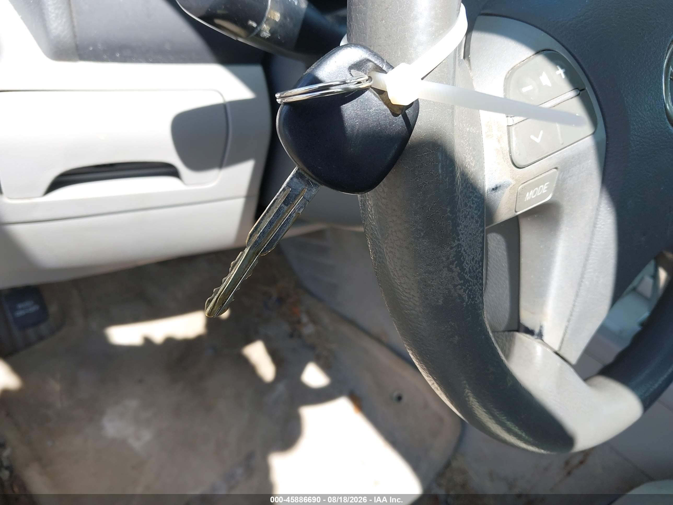 2008 Toyota Camry Le Silver vin: 4T1BE46K98U226466