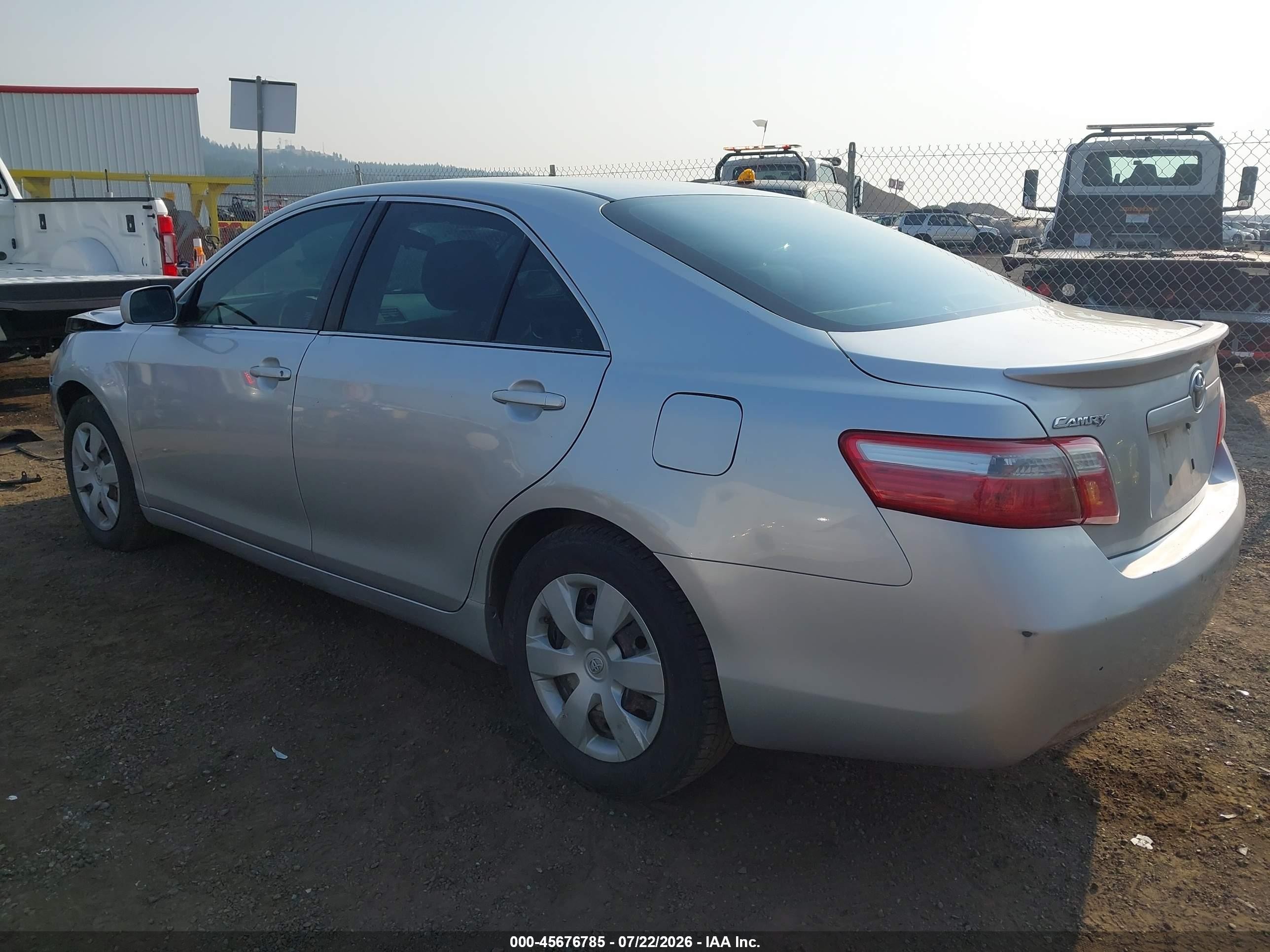 2008 Toyota Camry   Silver vin: 4T1BE46K98U254252