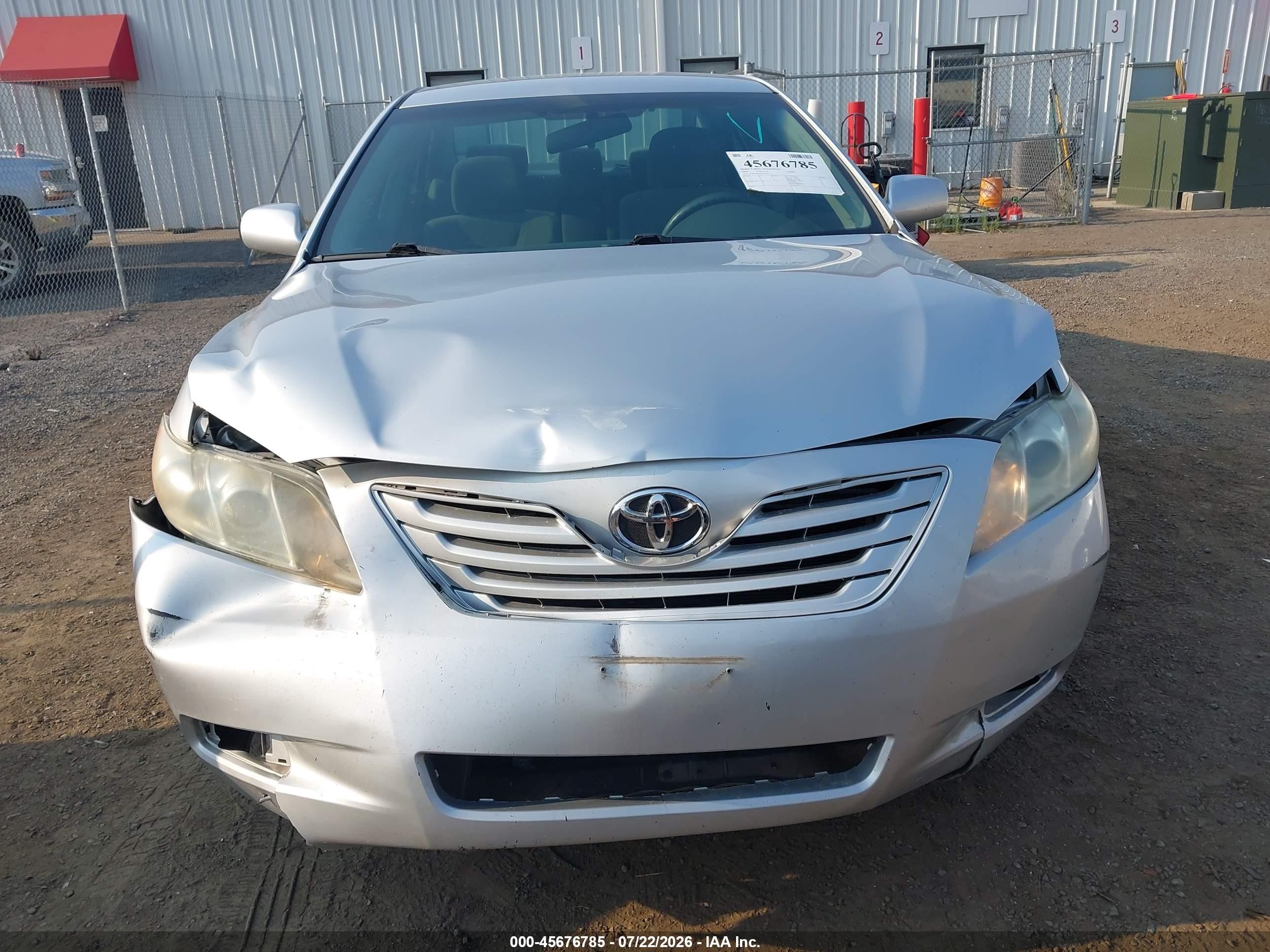 2008 Toyota Camry   Silver vin: 4T1BE46K98U254252