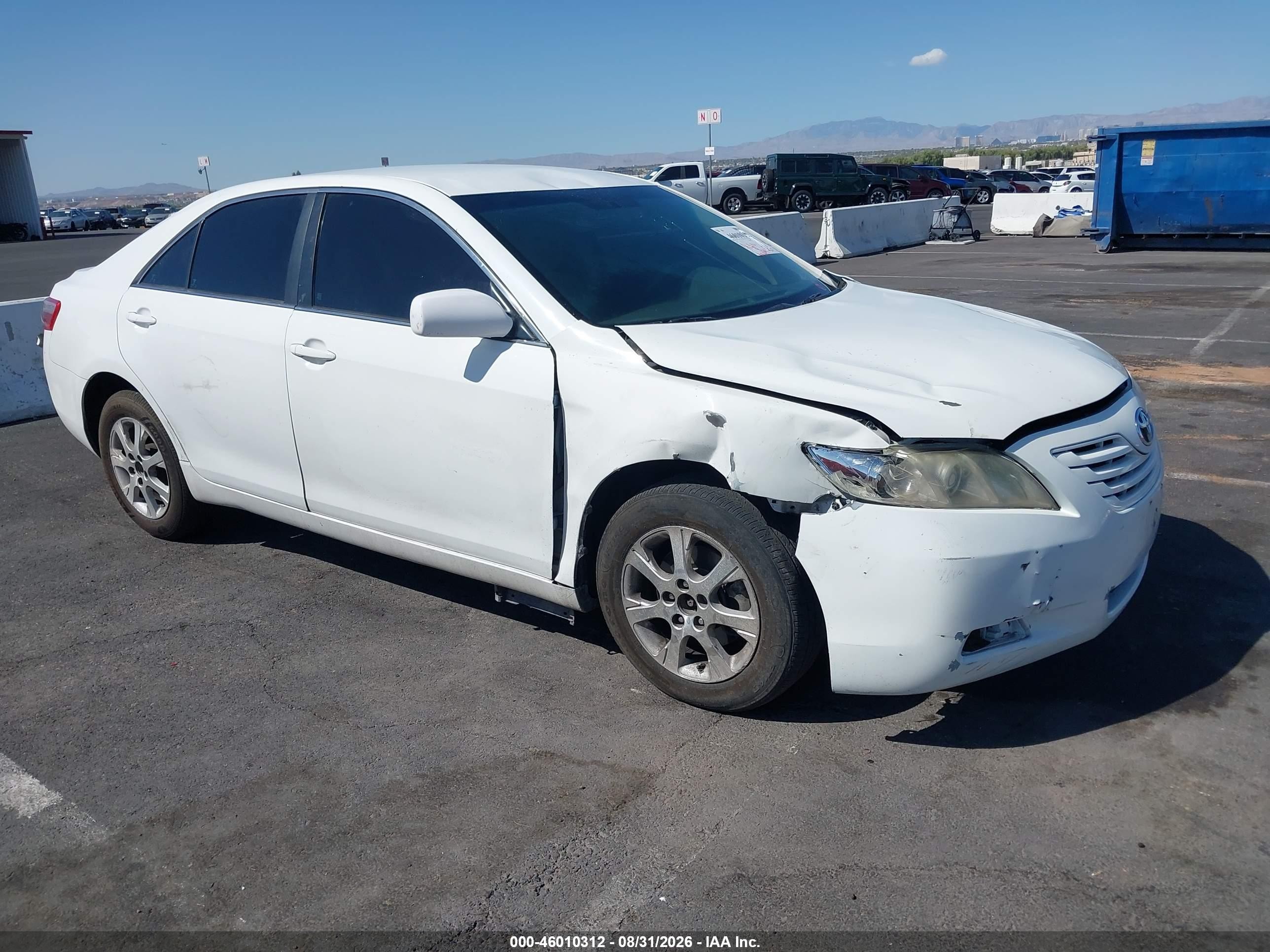 2008 Toyota Camry Le White vin: 4T1BE46K98U731522