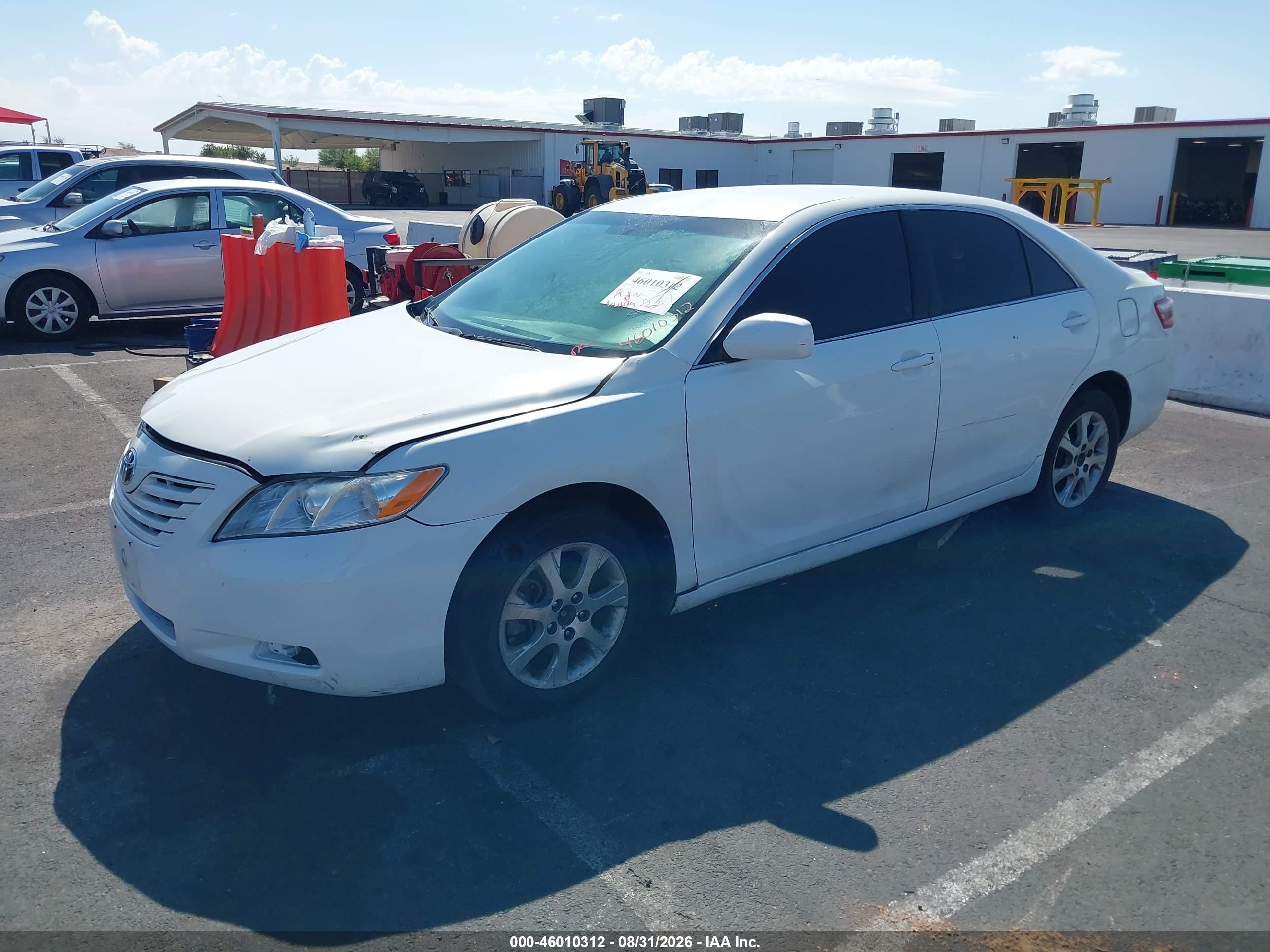 2008 Toyota Camry Le White vin: 4T1BE46K98U731522