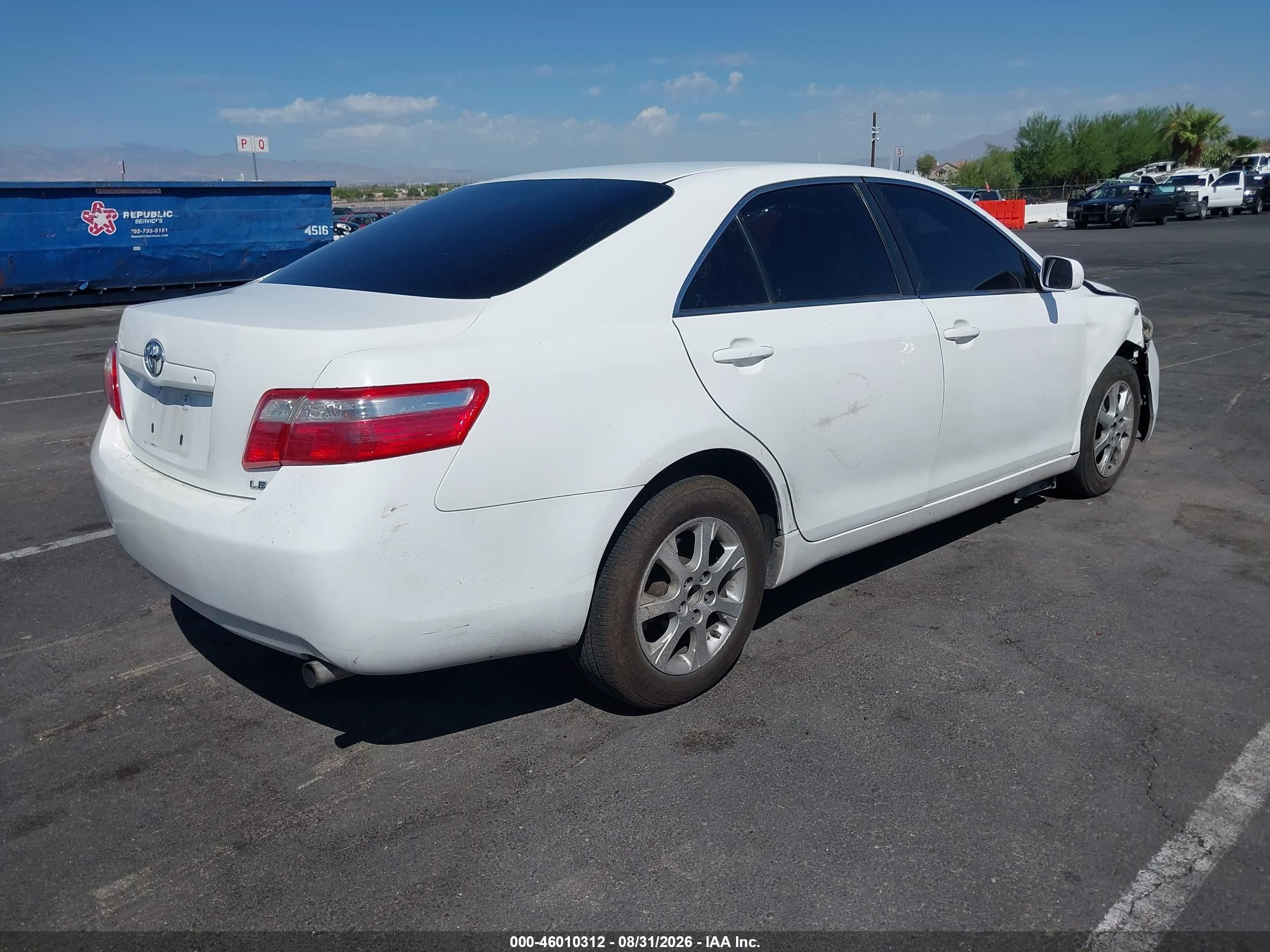 2008 Toyota Camry Le White vin: 4T1BE46K98U731522