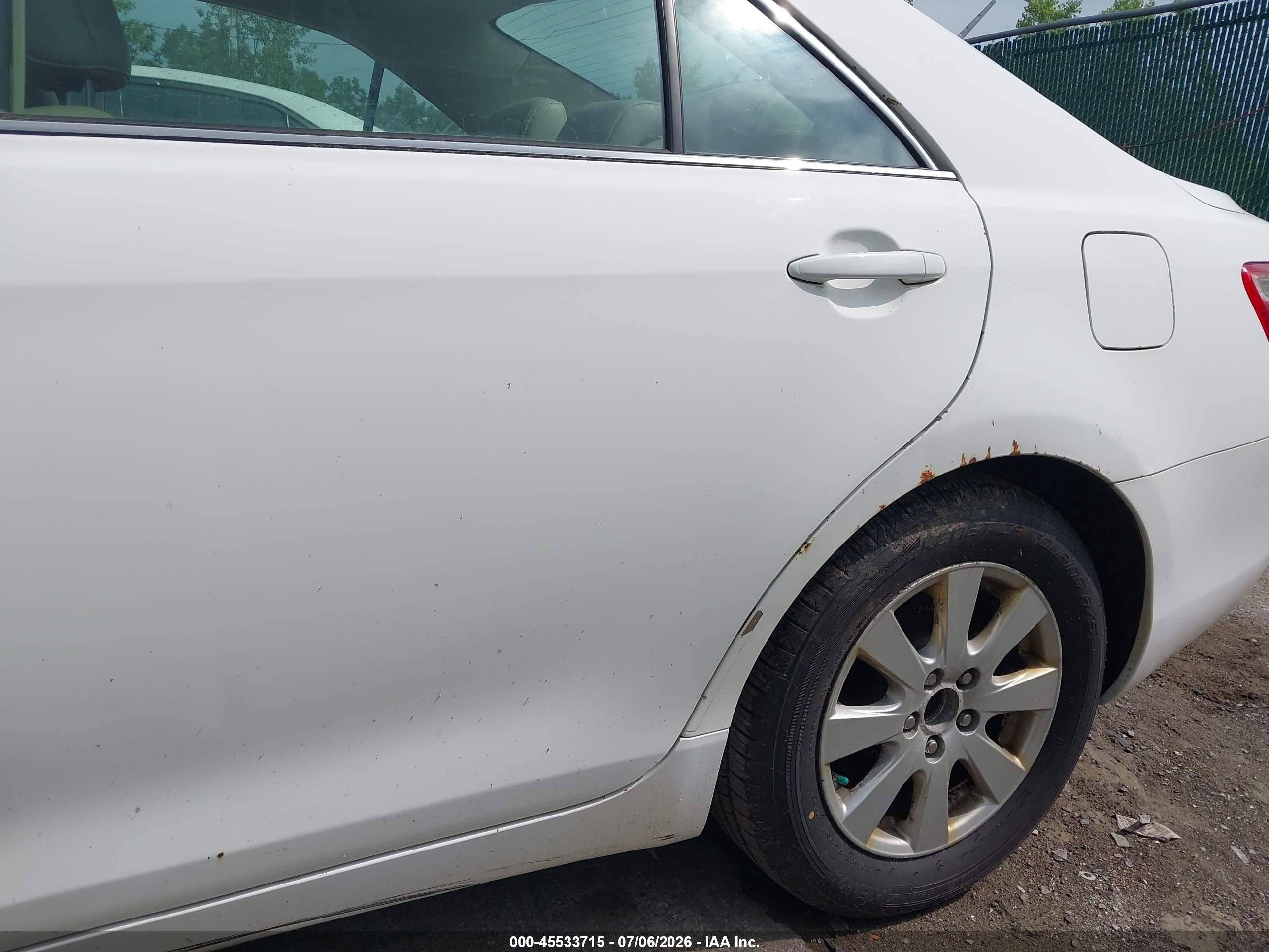 2008 Toyota Camry Xle White vin: 4T1BE46K98U747462