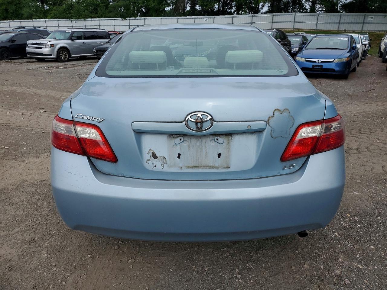 2008 Toyota Camry Le Blue vin: 4T1BE46K98U775424