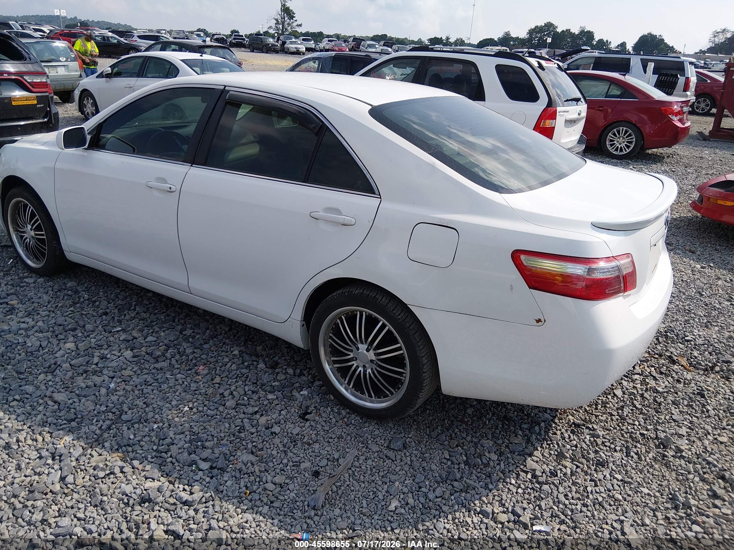 2008 Toyota Camry   Белый vin: 4T1BE46K98U775844