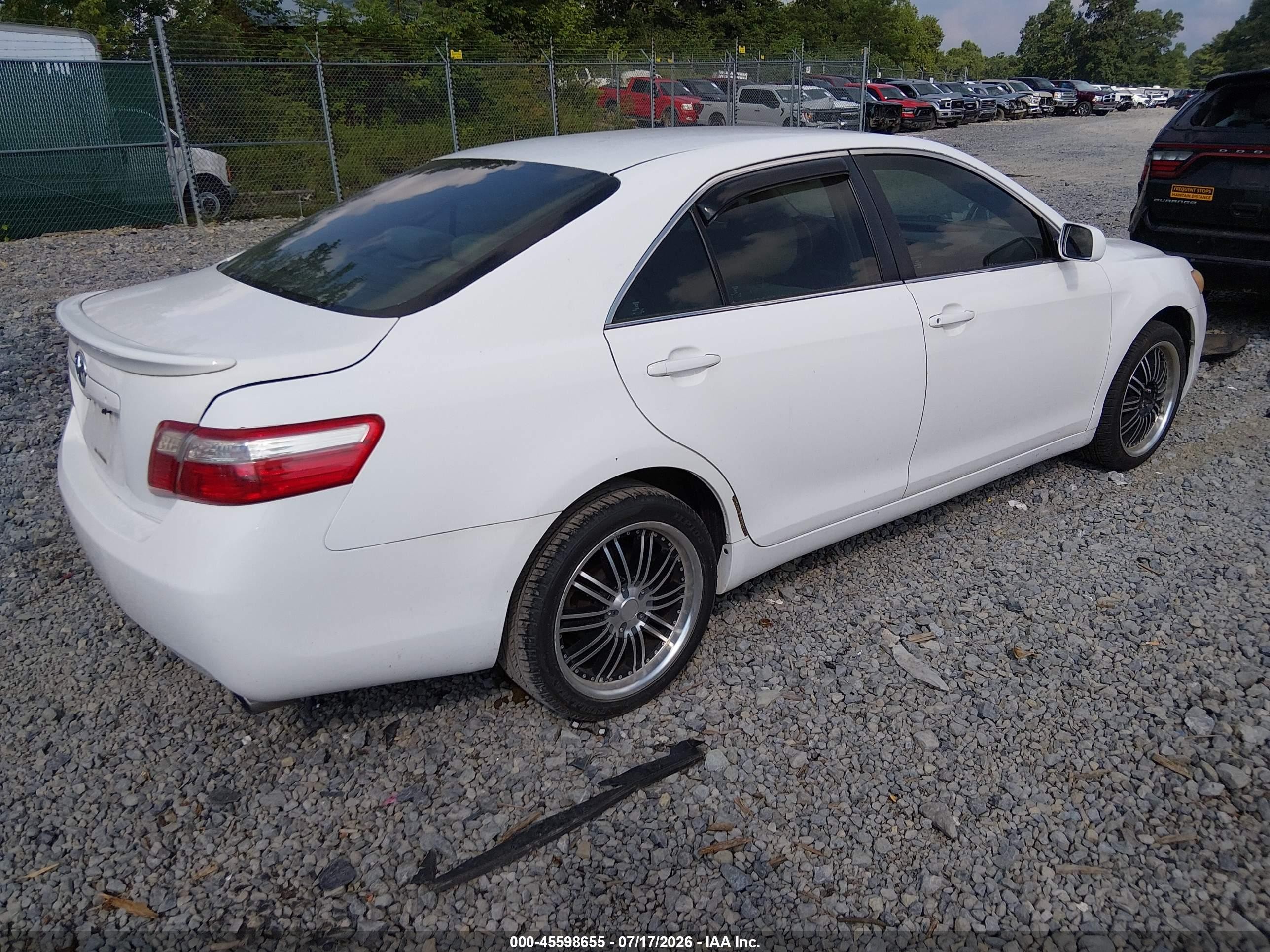 2008 Toyota Camry   Белый vin: 4T1BE46K98U775844
