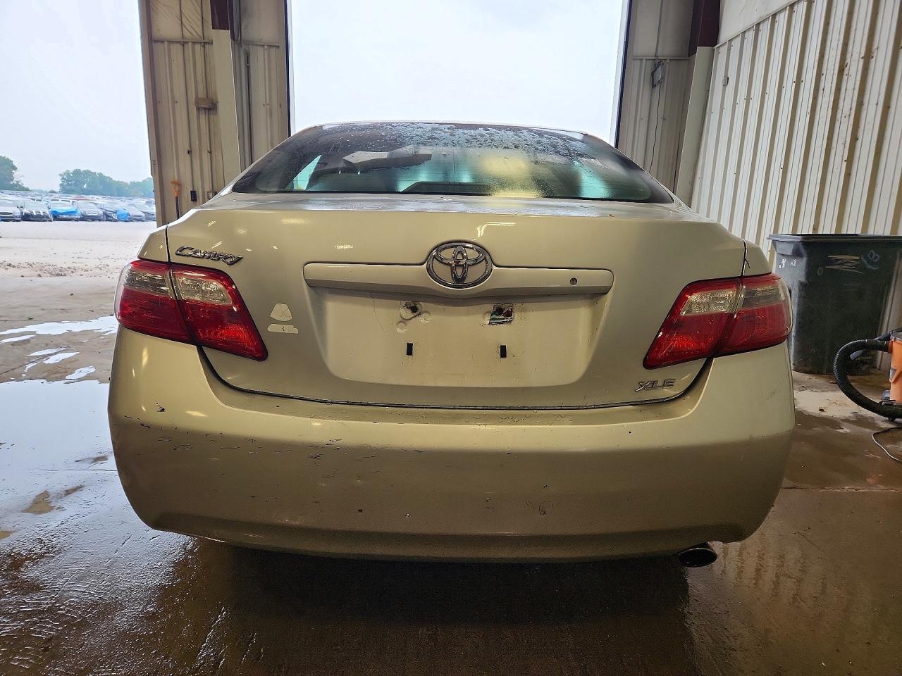 2008 Toyota Camry Xle Silver vin: 4T1BE46K98U777870