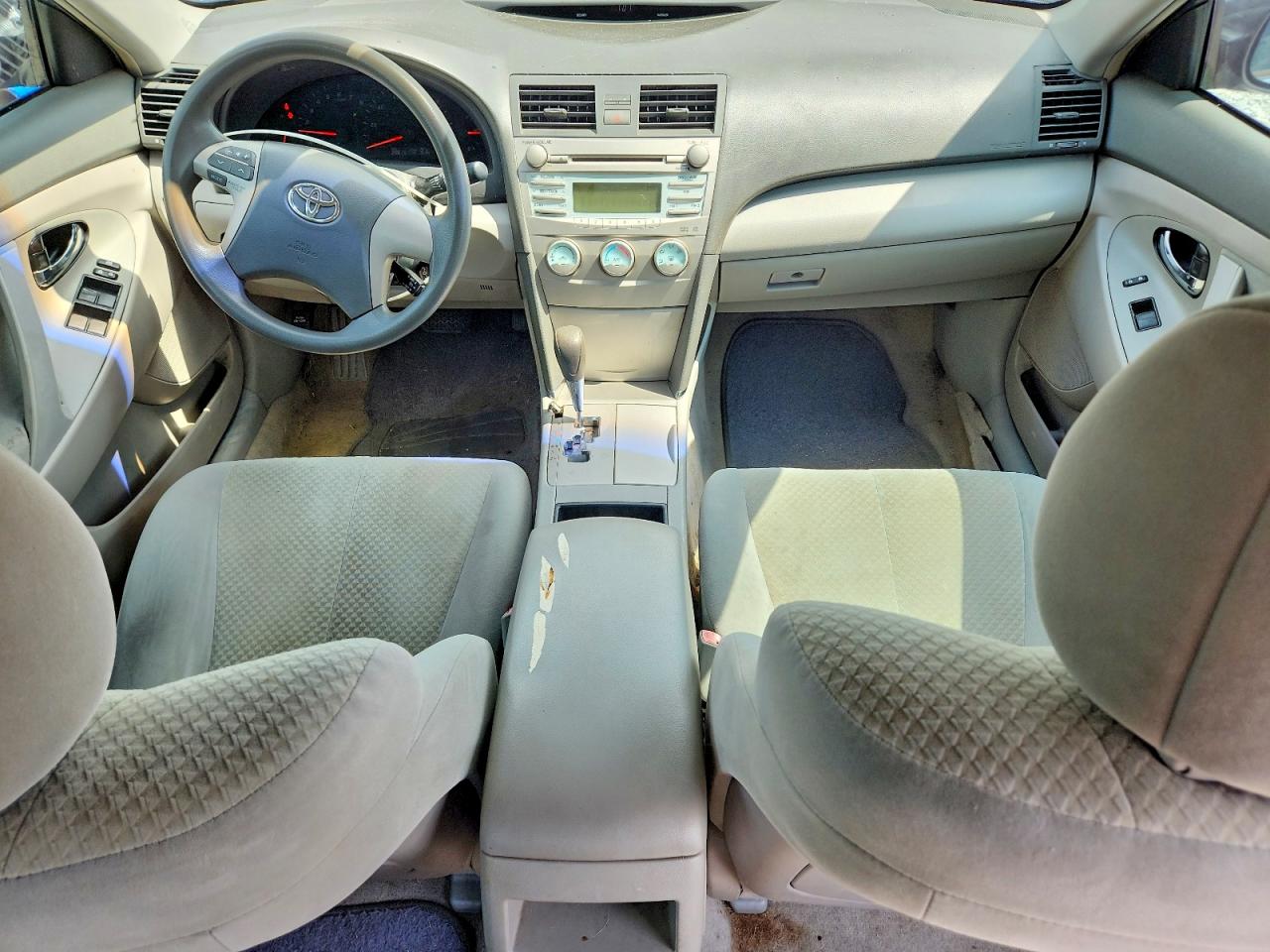 2009 Toyota Camry Le Gray vin: 4T1BE46K99U270890