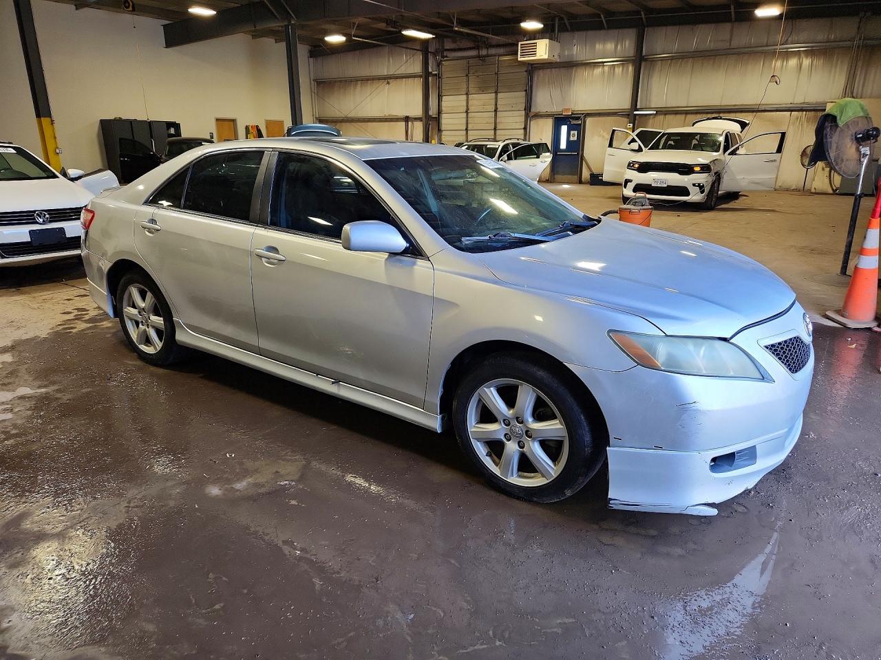 2009 Toyota Camry Se Silver vin: 4T1BE46K99U290850