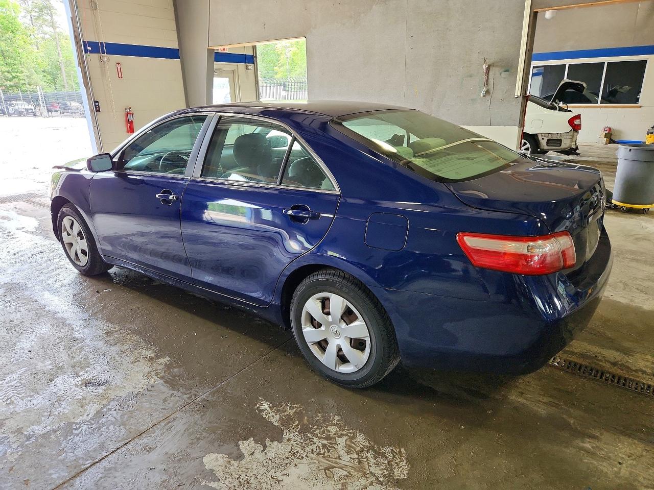 2009 Toyota Camry Le Blue vin: 4T1BE46K99U295126