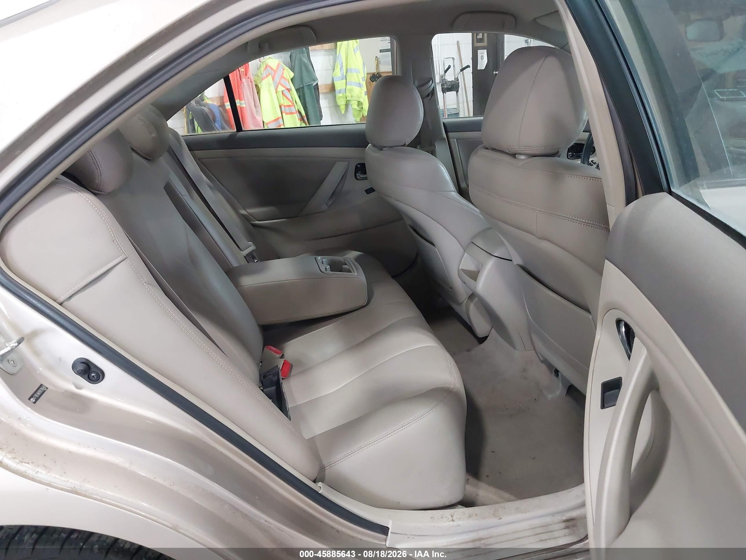 2009 Toyota Camry   Cream vin: 4T1BE46K99U296468
