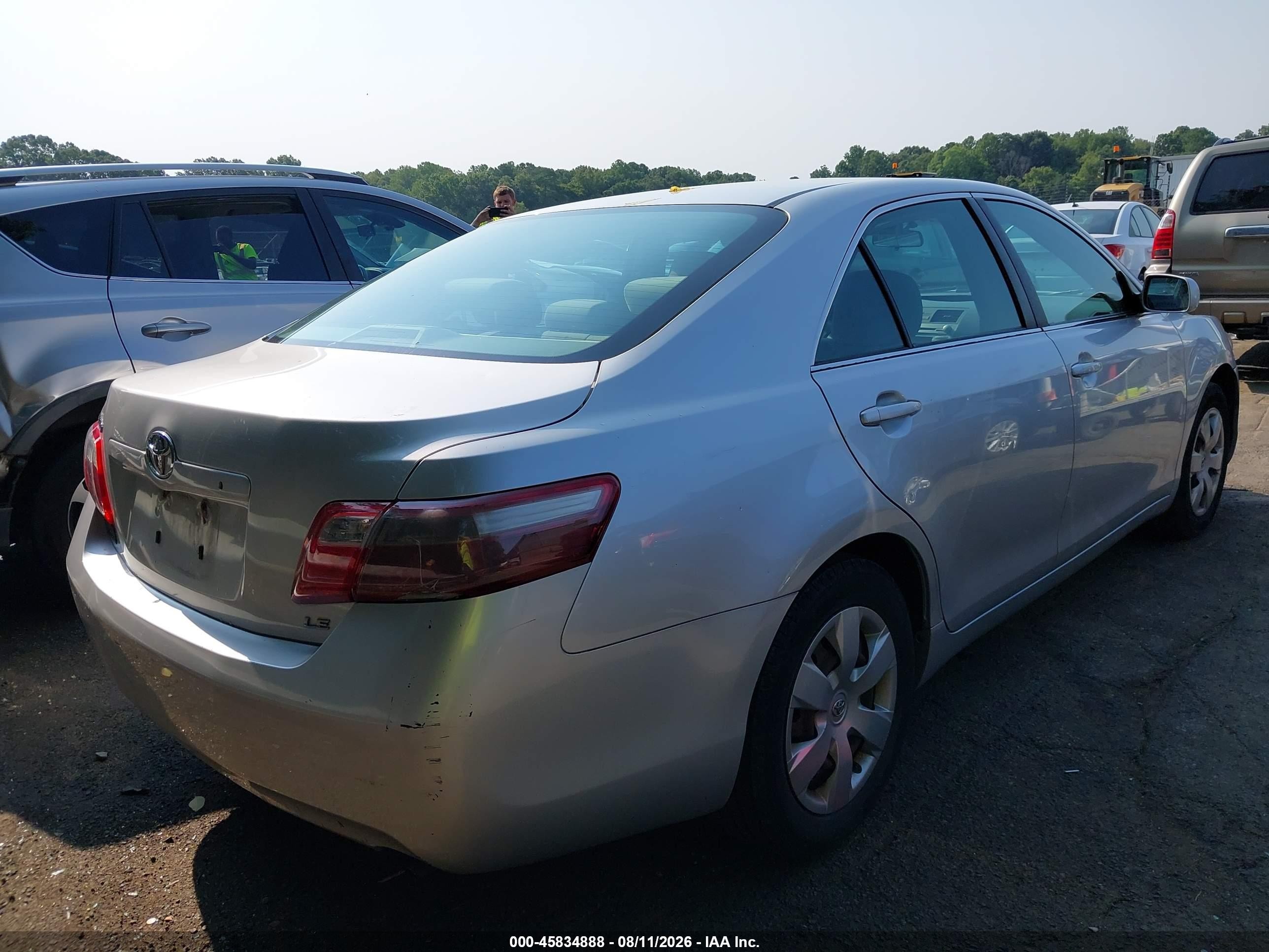 2009 Toyota Camry Le Silver vin: 4T1BE46K99U308666