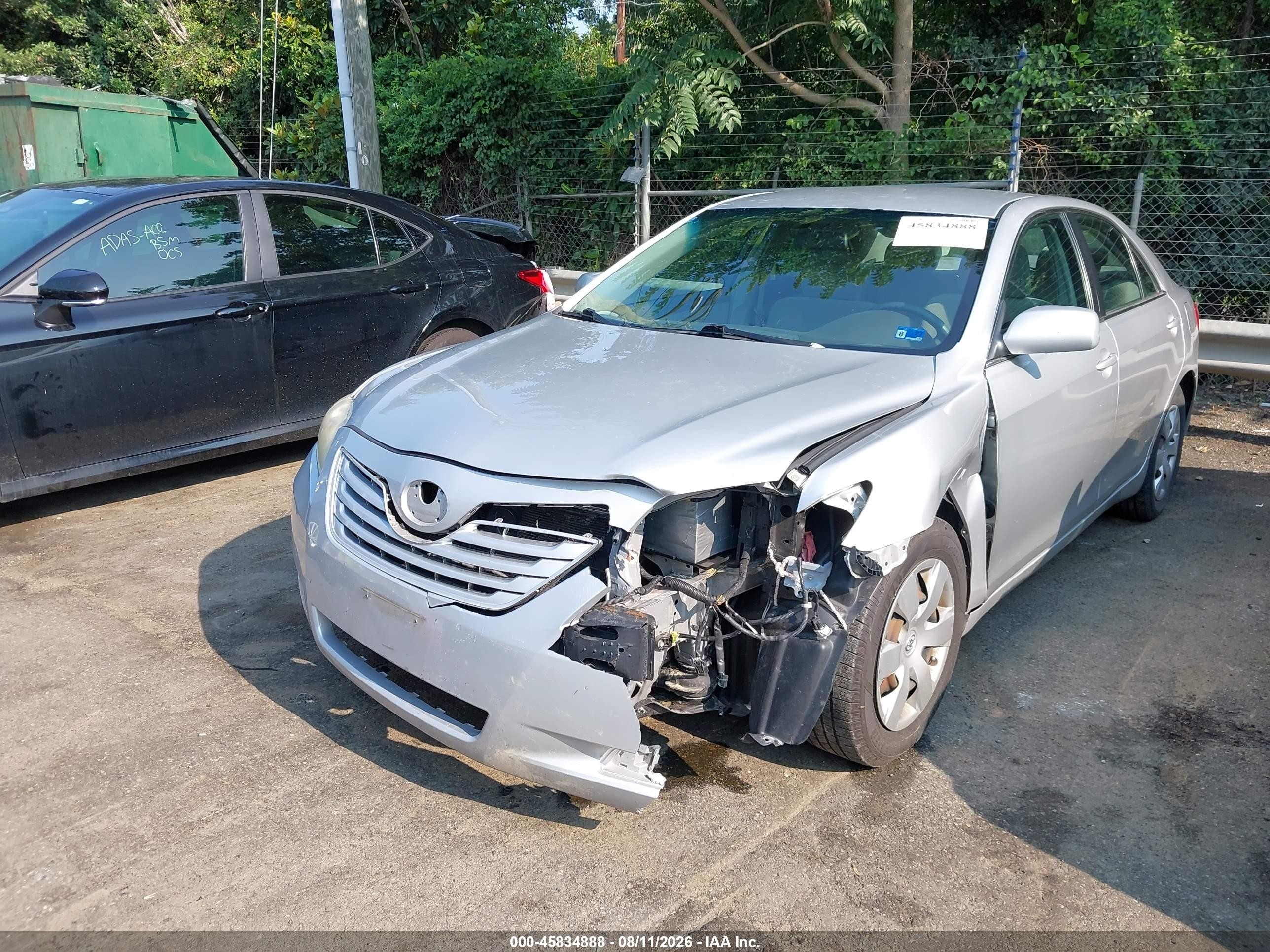2009 Toyota Camry Le Silver vin: 4T1BE46K99U308666