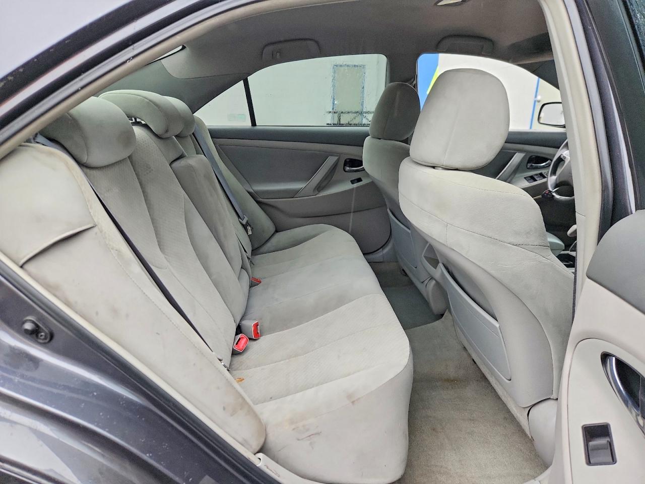2009 Toyota Camry Le Gray vin: 4T1BE46K99U321532