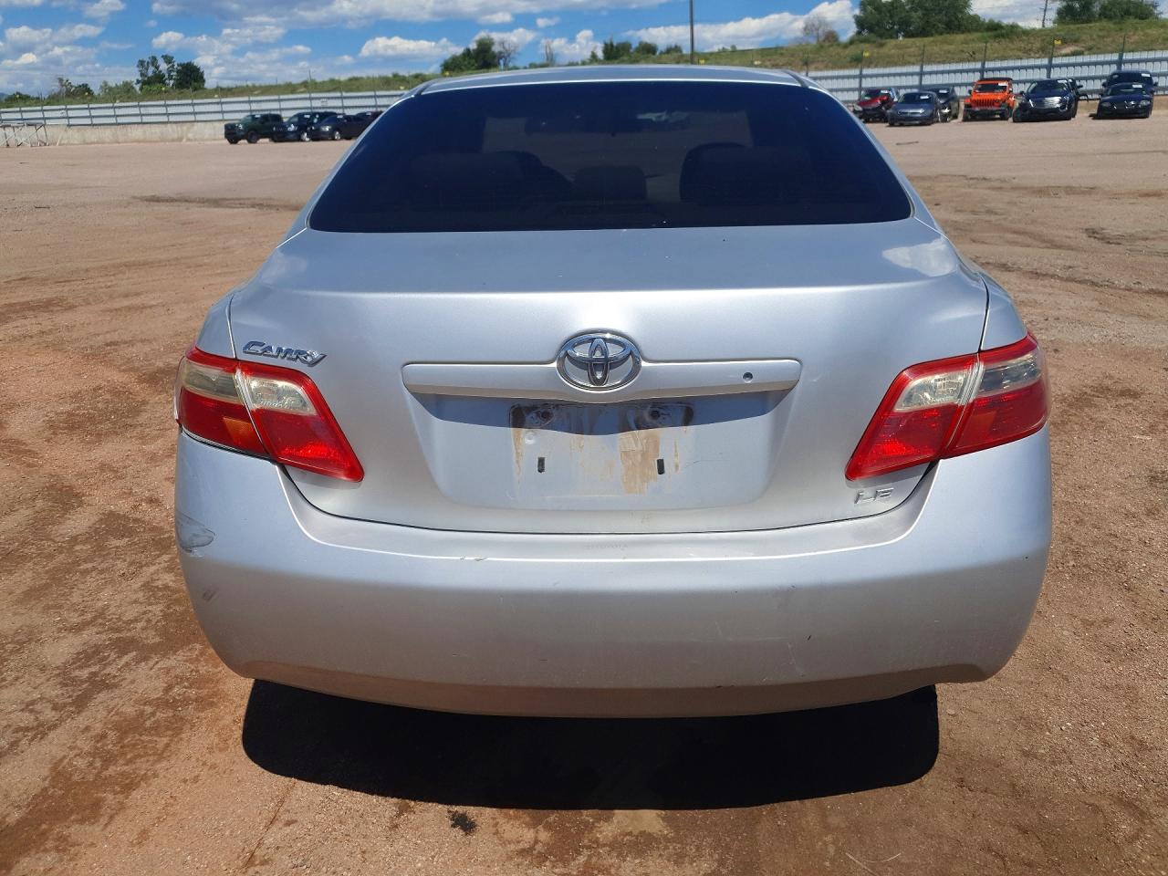 2009 Toyota Camry Le Gray vin: 4T1BE46K99U329601