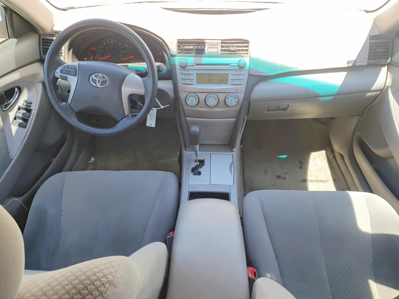 2009 Toyota Camry Le Gray vin: 4T1BE46K99U329601
