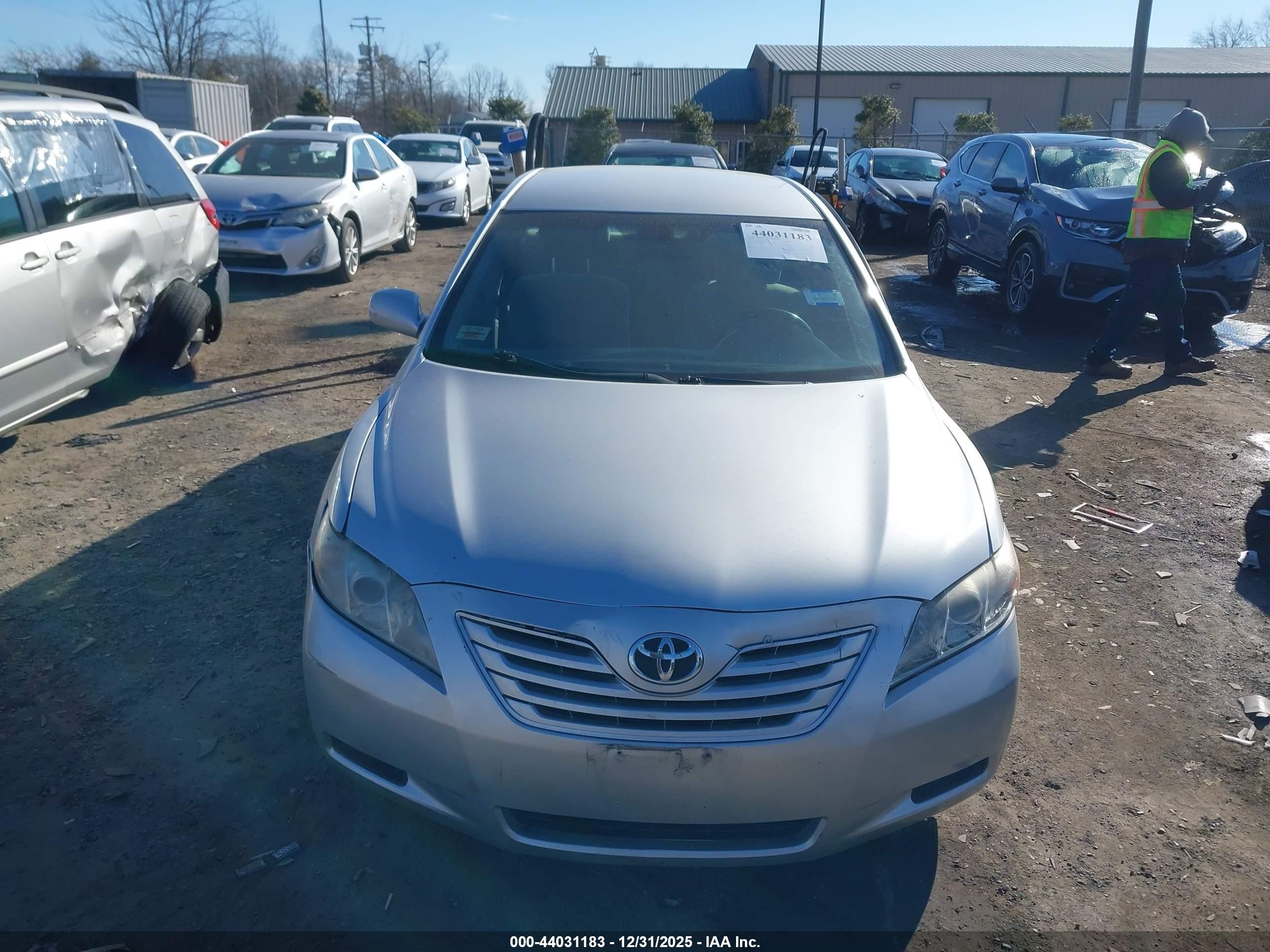 2009 Toyota Camry Le Silver vin: 4T1BE46K99U339349