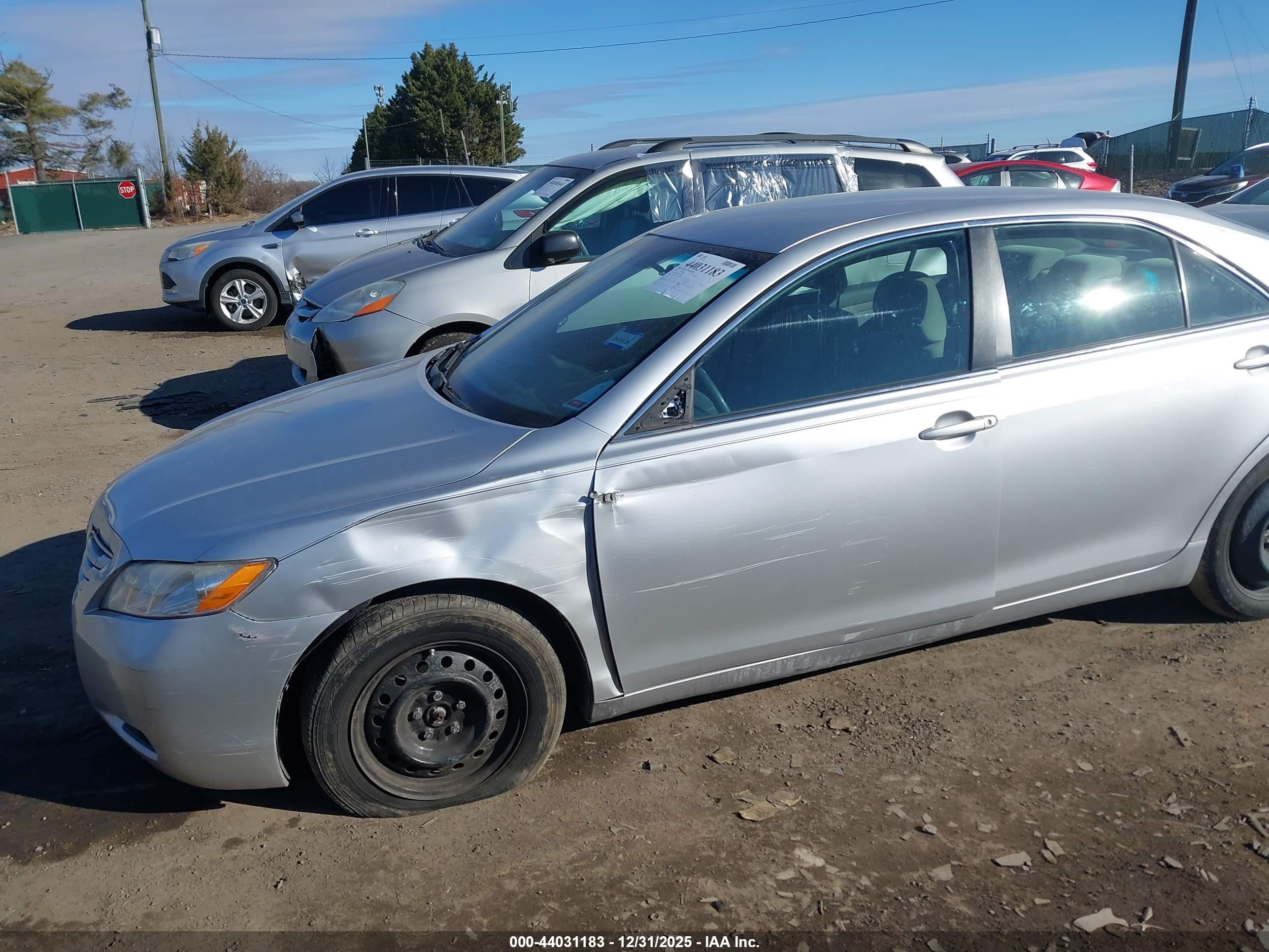 2009 Toyota Camry Le Silver vin: 4T1BE46K99U339349