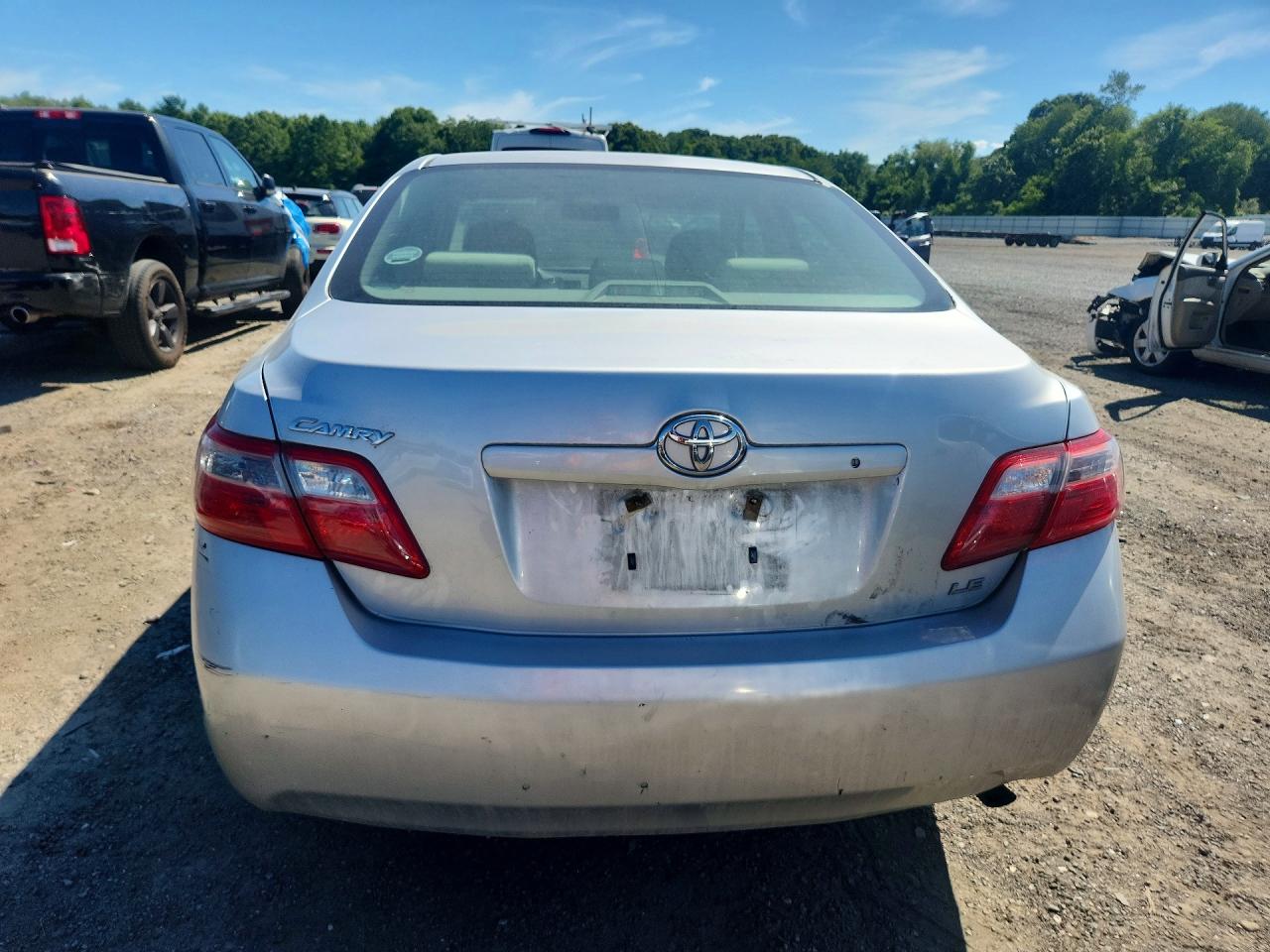 2009 Toyota Camry Le Gray vin: 4T1BE46K99U339450