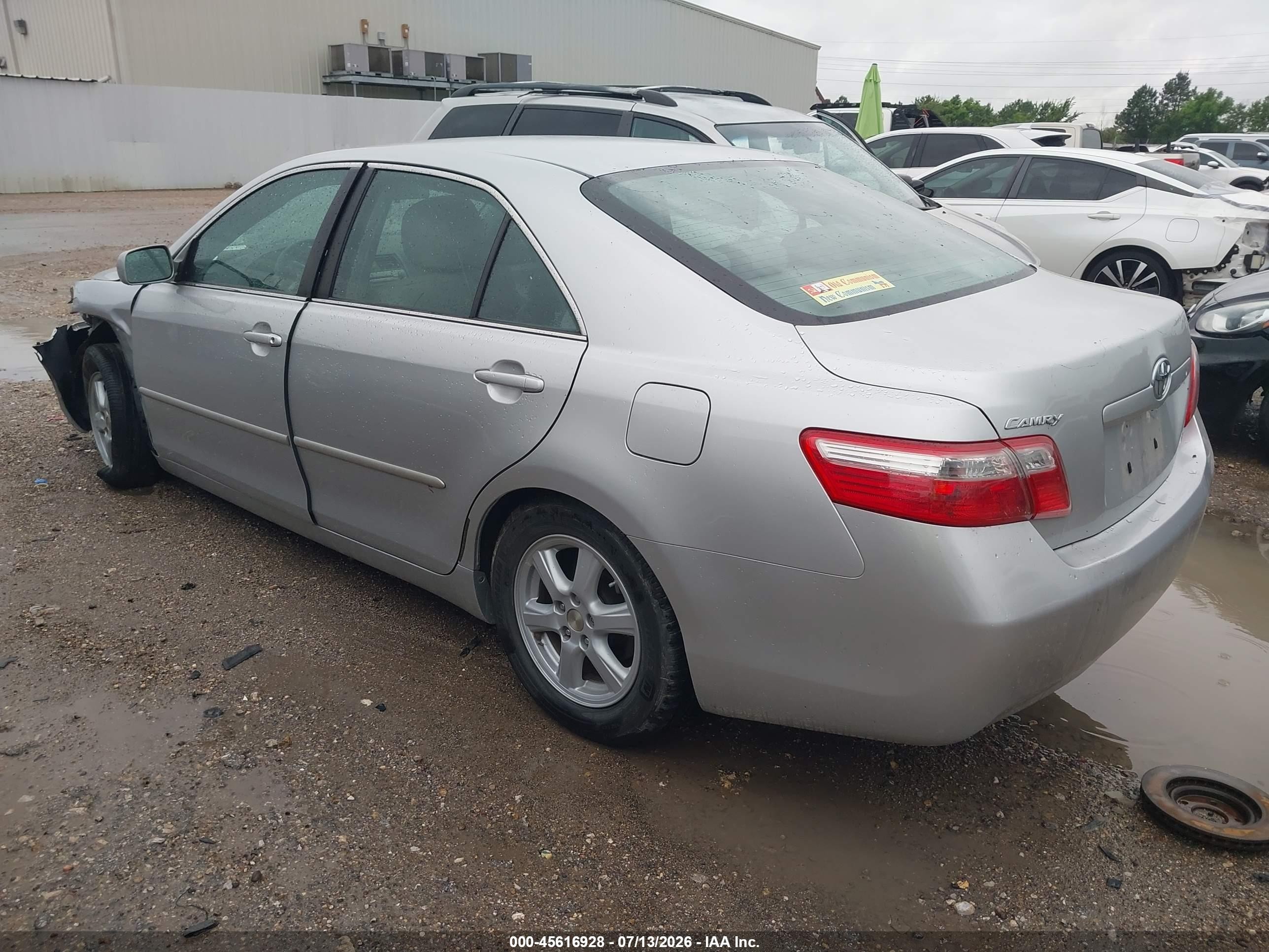 2009 Toyota Camry Le Silver vin: 4T1BE46K99U351341