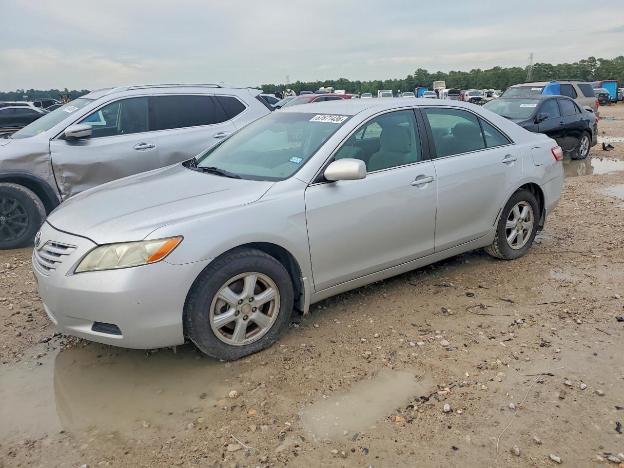2009 Toyota Camry Le Silver vin: 4T1BE46K99U353249