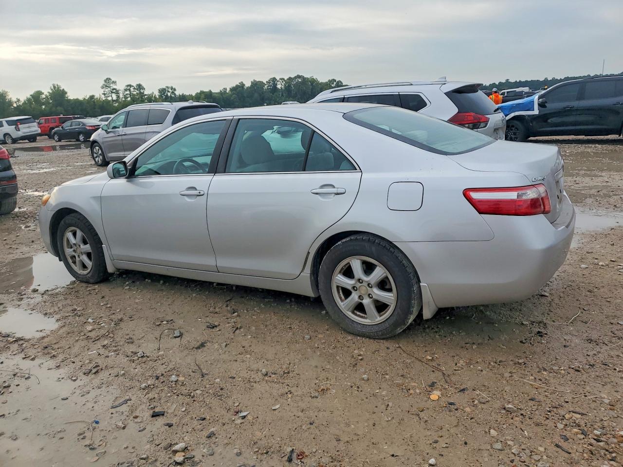 2009 Toyota Camry Le Silver vin: 4T1BE46K99U353249