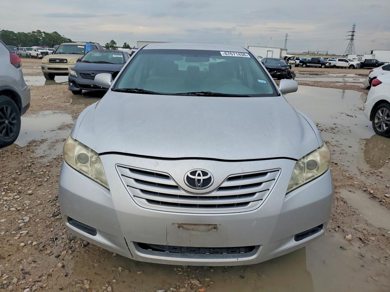 2009 Toyota Camry Le Silver vin: 4T1BE46K99U353249