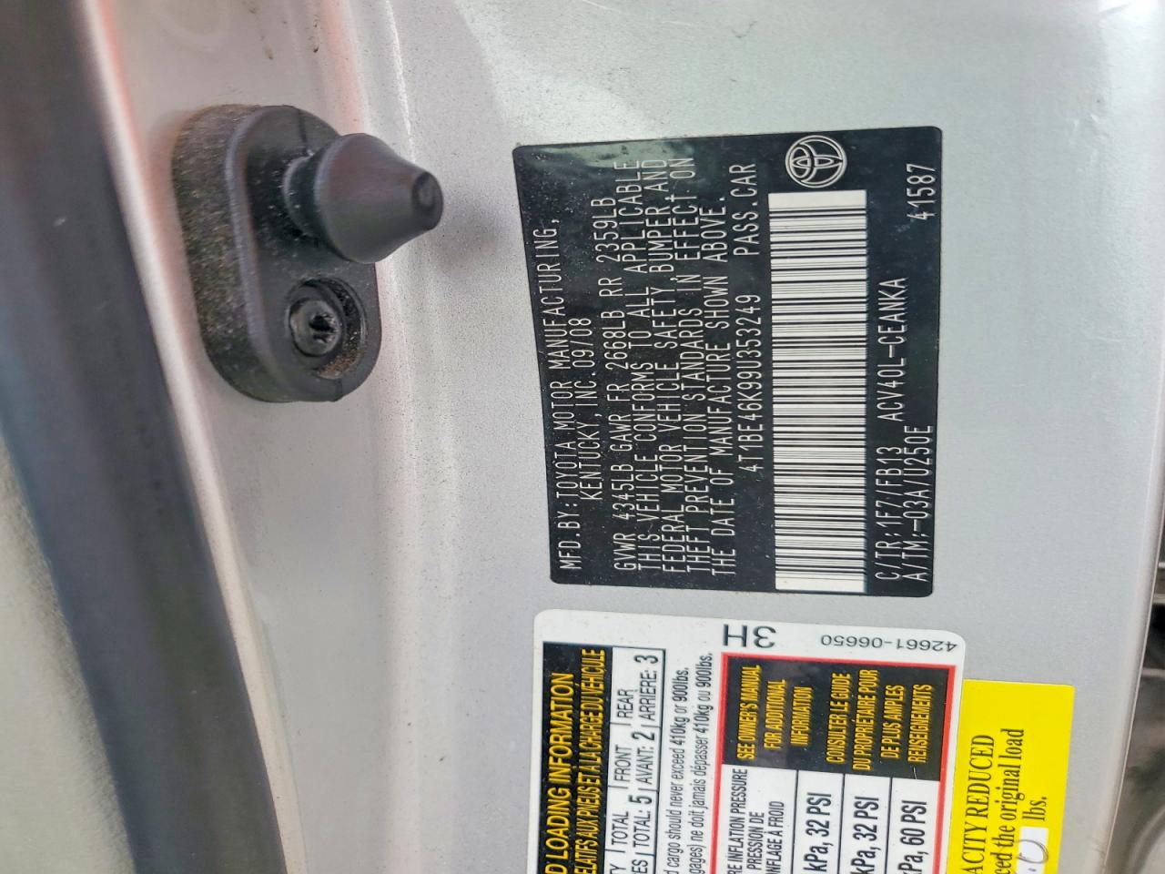 2009 Toyota Camry Le Silver vin: 4T1BE46K99U353249