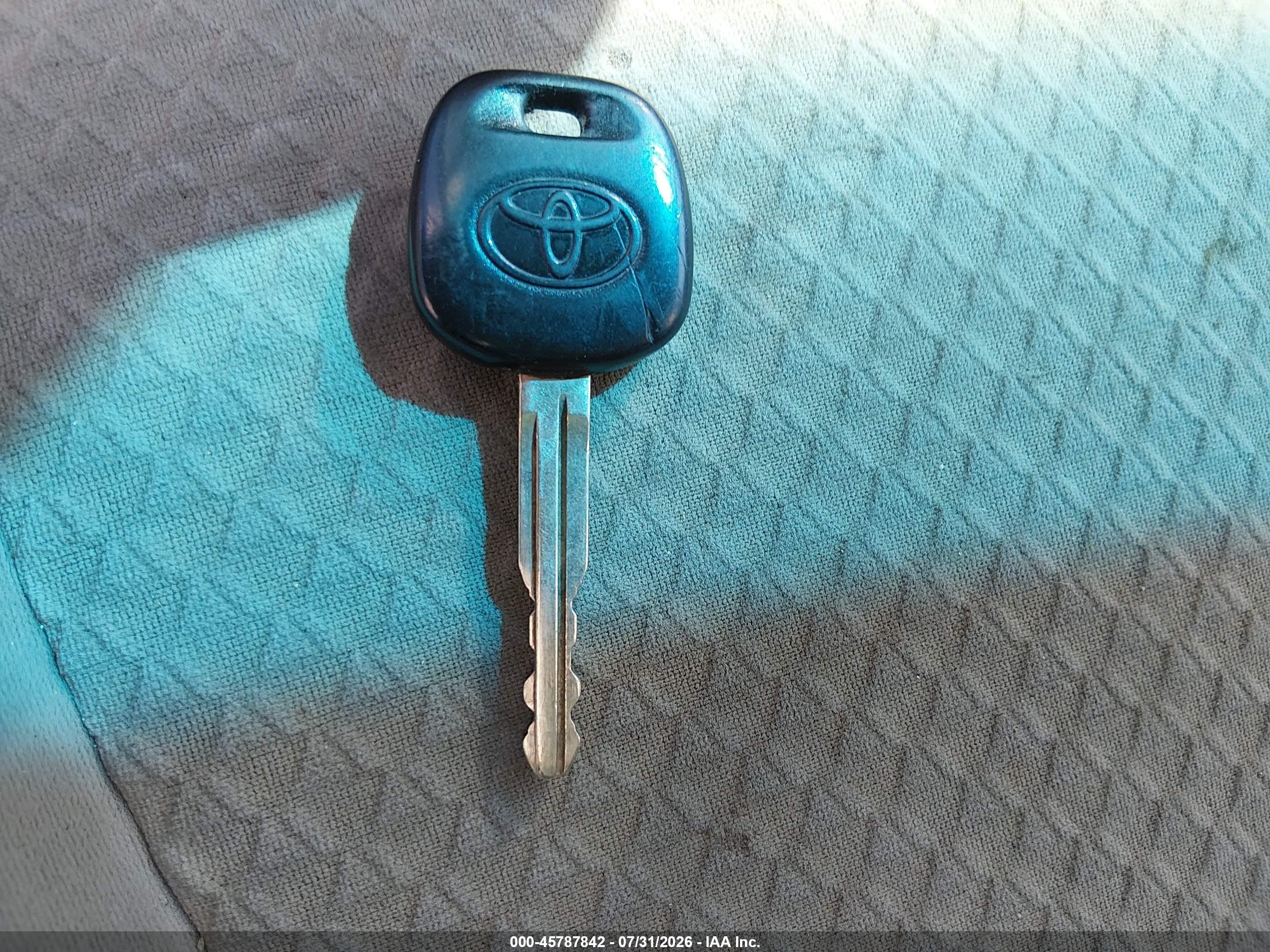 2009 Toyota Camry   Blue vin: 4T1BE46K99U362095
