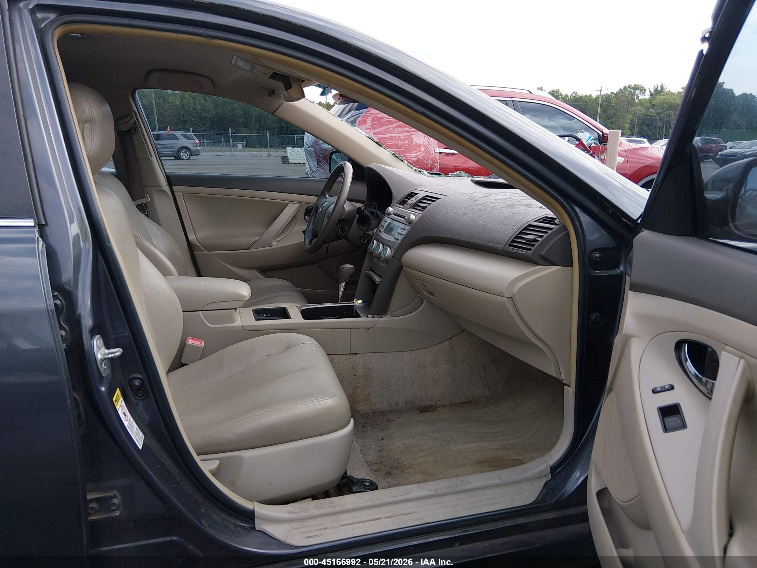 2009 Toyota Camry Le Gray vin: 4T1BE46K99U375462