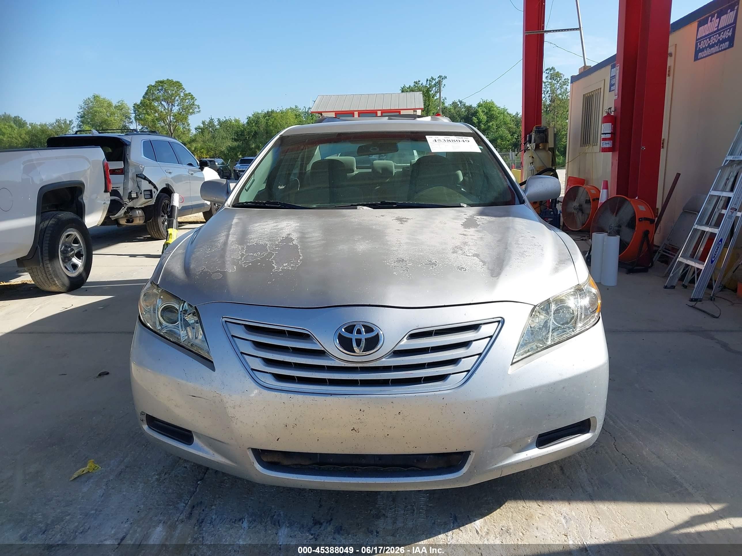 2009 Toyota Camry   Серебряный vin: 4T1BE46K99U377759