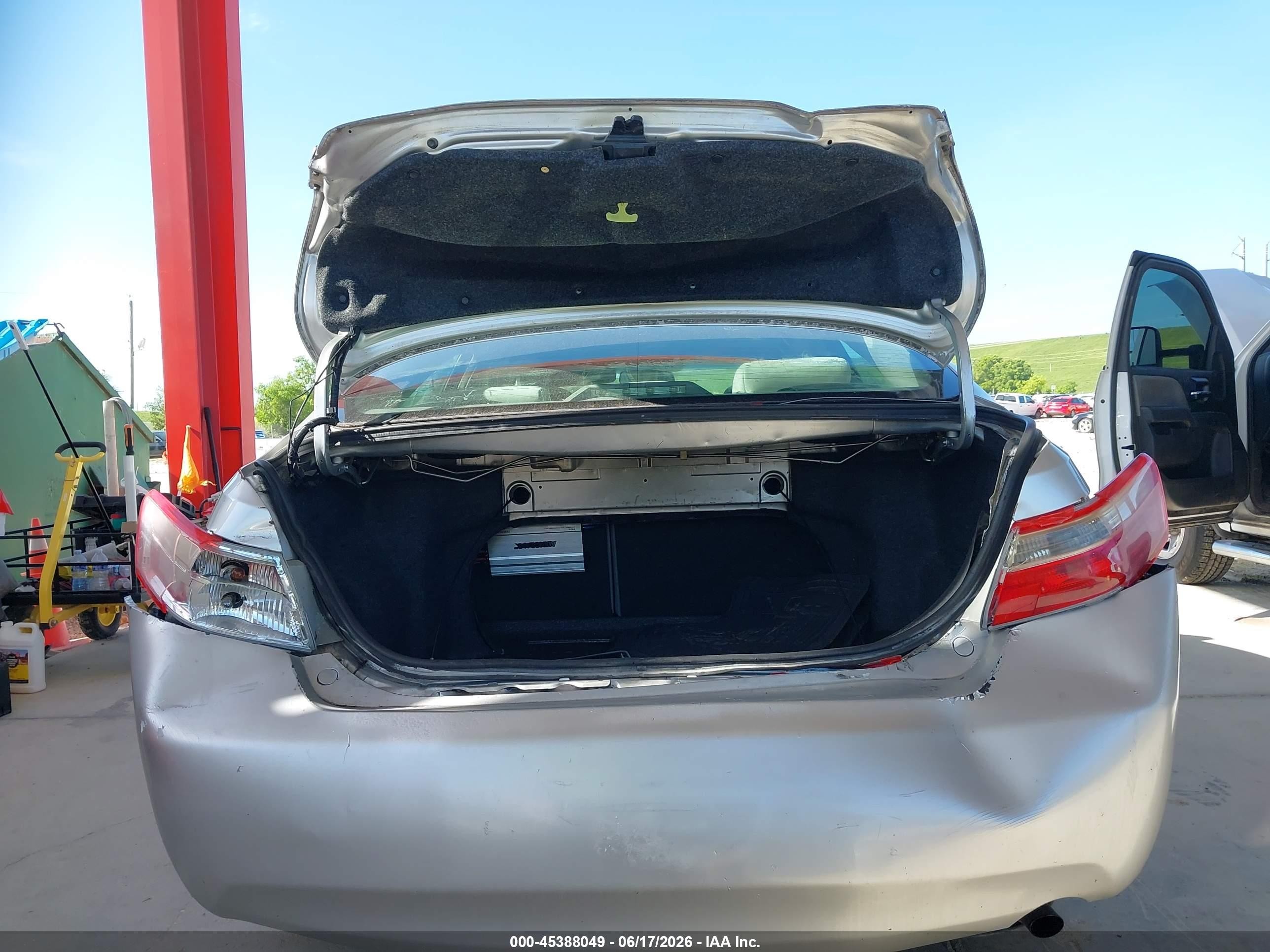 2009 Toyota Camry   Серебряный vin: 4T1BE46K99U377759