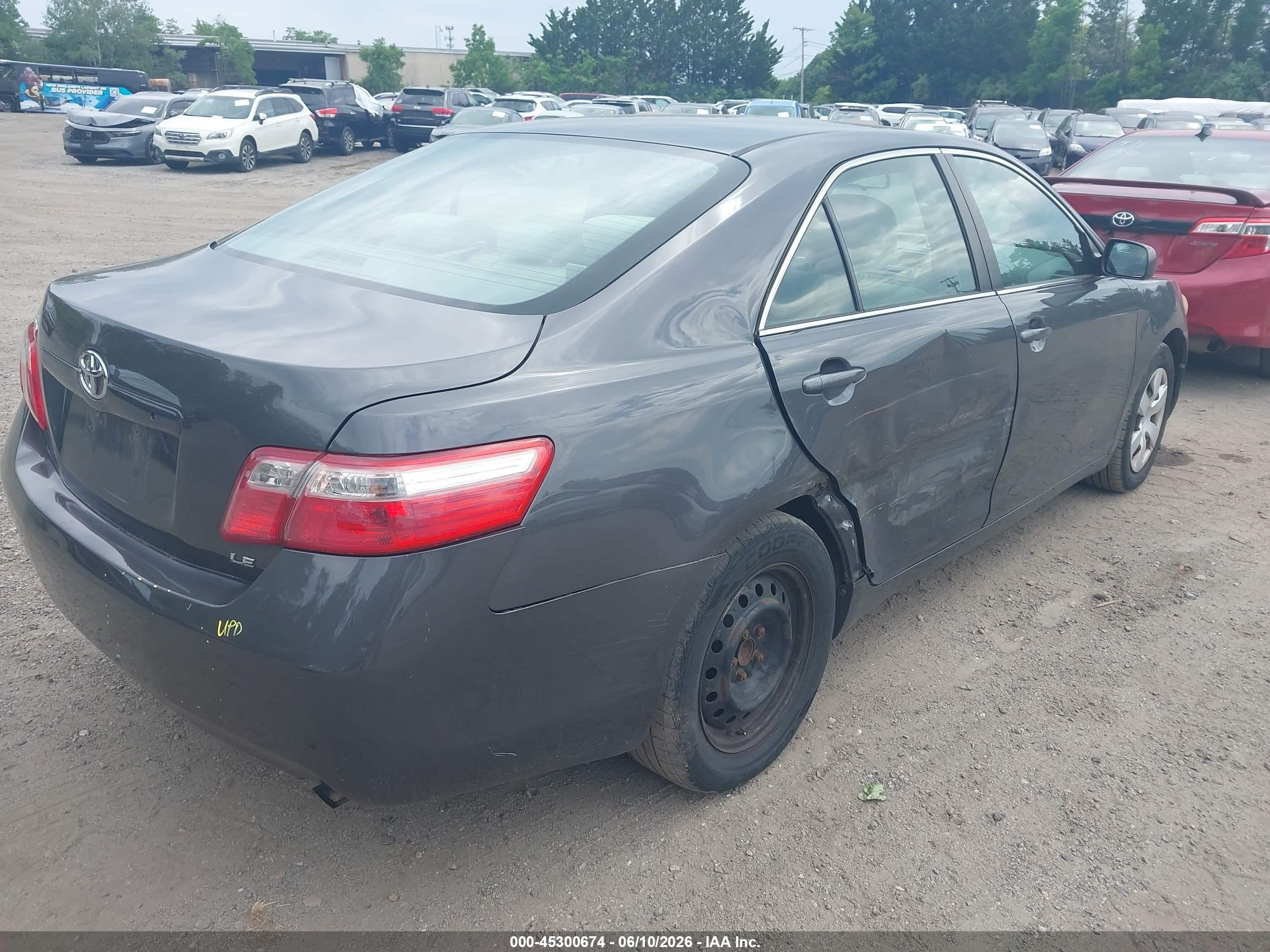 2009 Toyota Camry Le Gray vin: 4T1BE46K99U405513