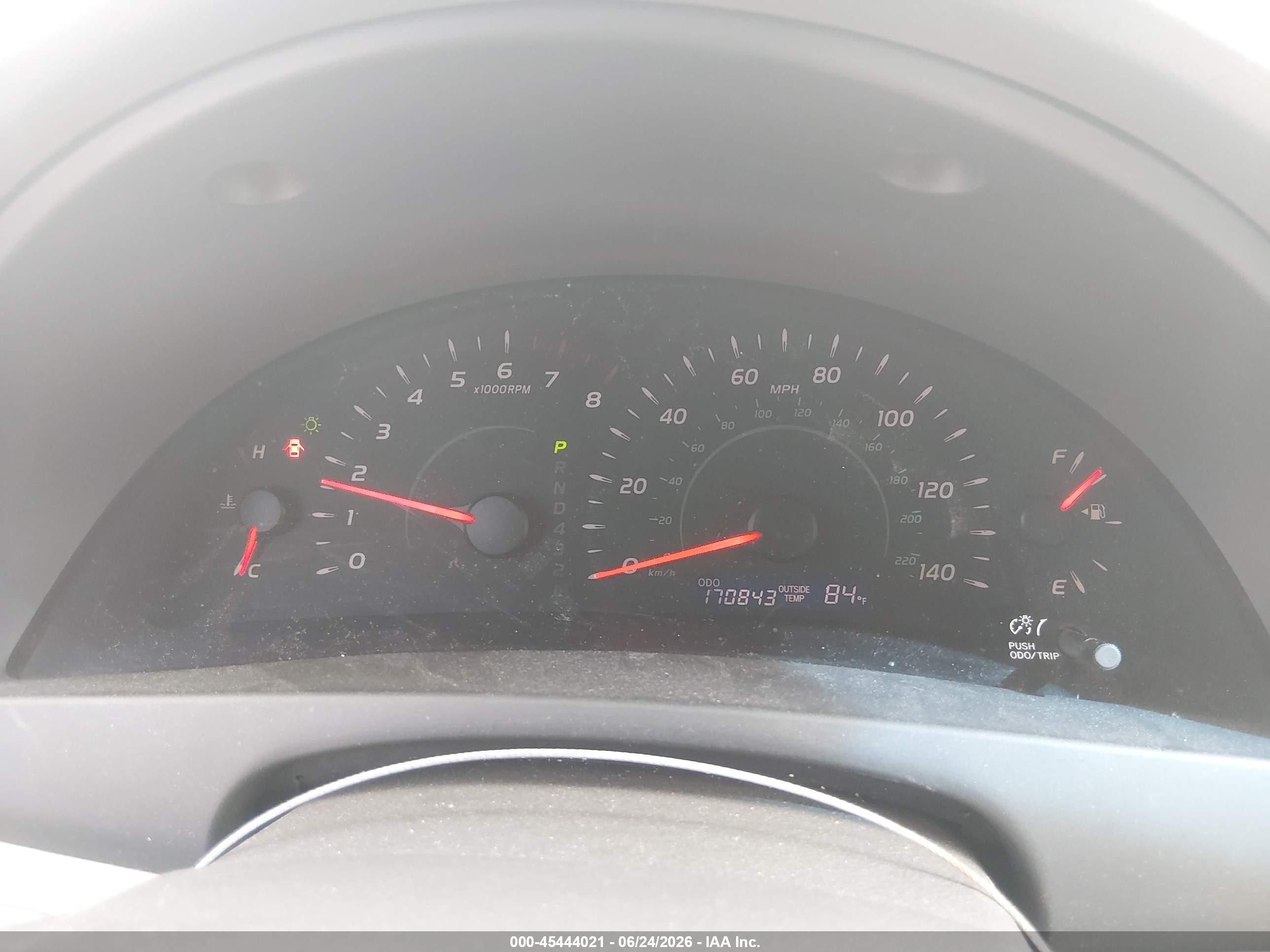 2009 Toyota Camry Le Gold vin: 4T1BE46K99U410100