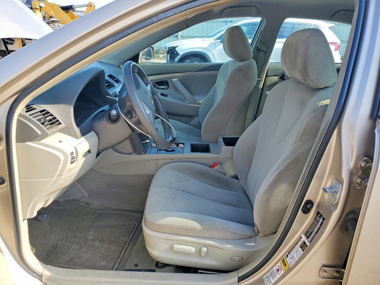 2009 Toyota Camry Le Золотой vin: 4T1BE46K99U812103