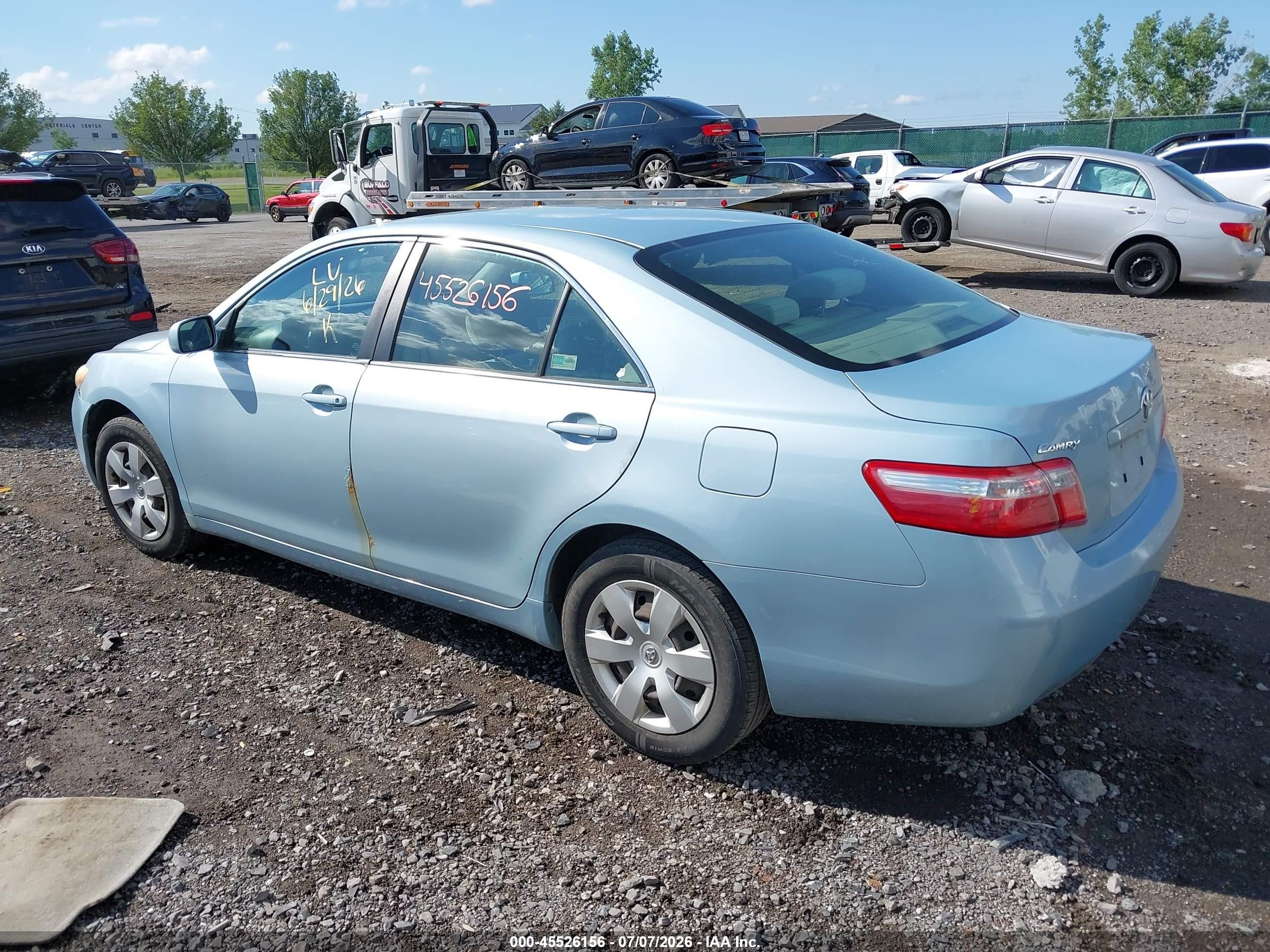 2009 Toyota Camry Le Blue vin: 4T1BE46K99U820315