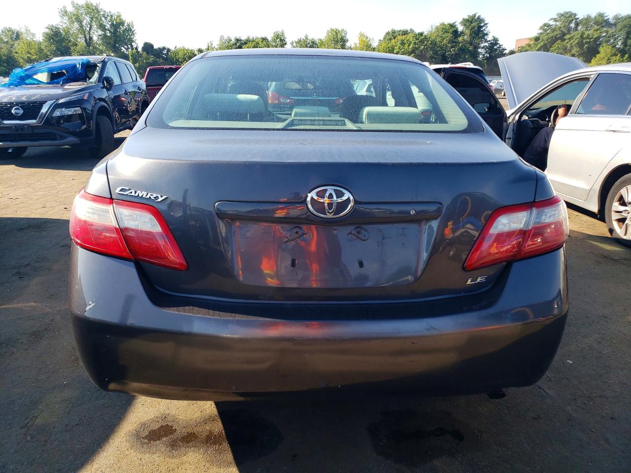 2009 Toyota Camry Le Gray vin: 4T1BE46K99U835056