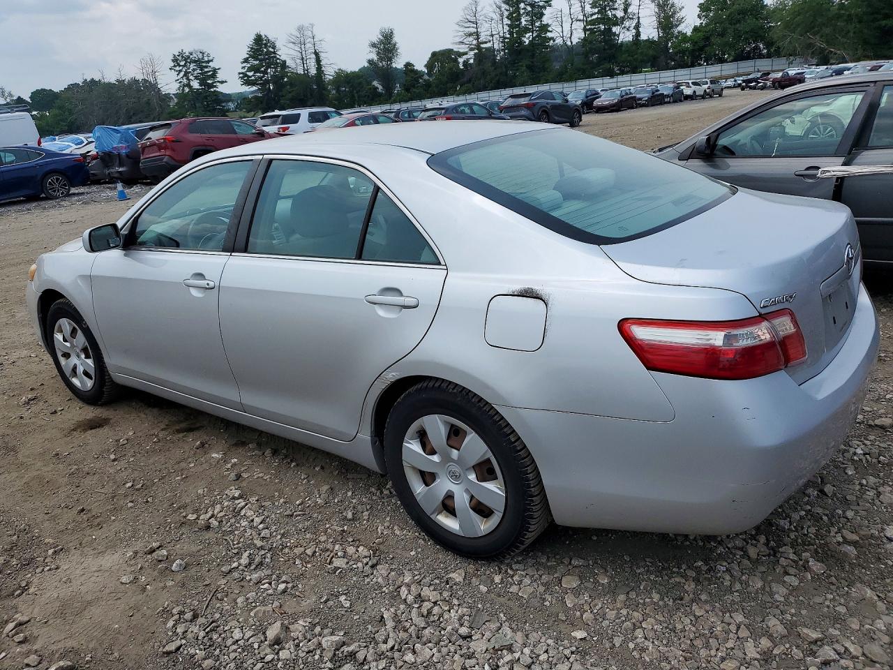 2009 Toyota Camry Le Серебряный vin: 4T1BE46K99U838572