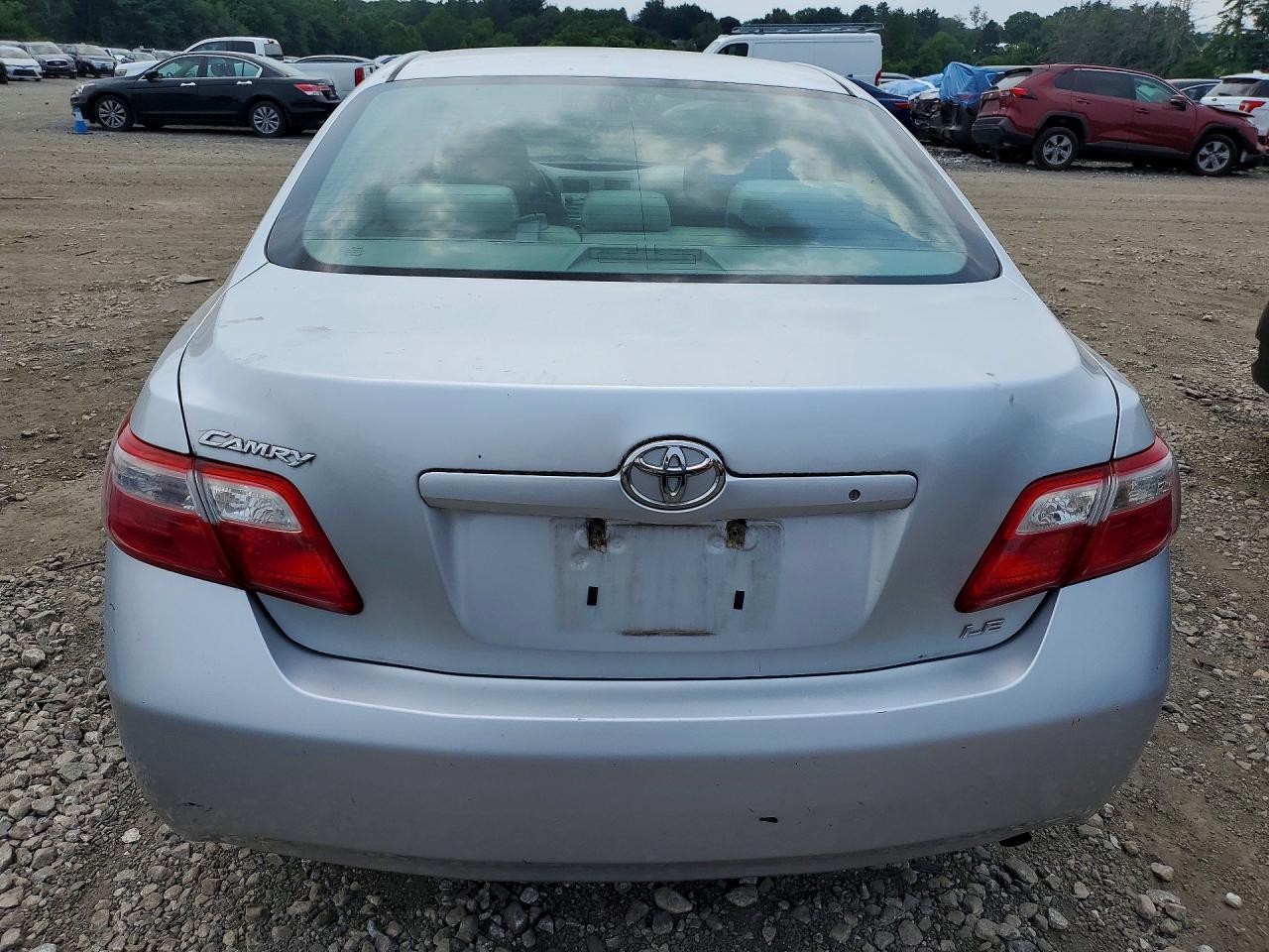 2009 Toyota Camry Le Серебряный vin: 4T1BE46K99U838572
