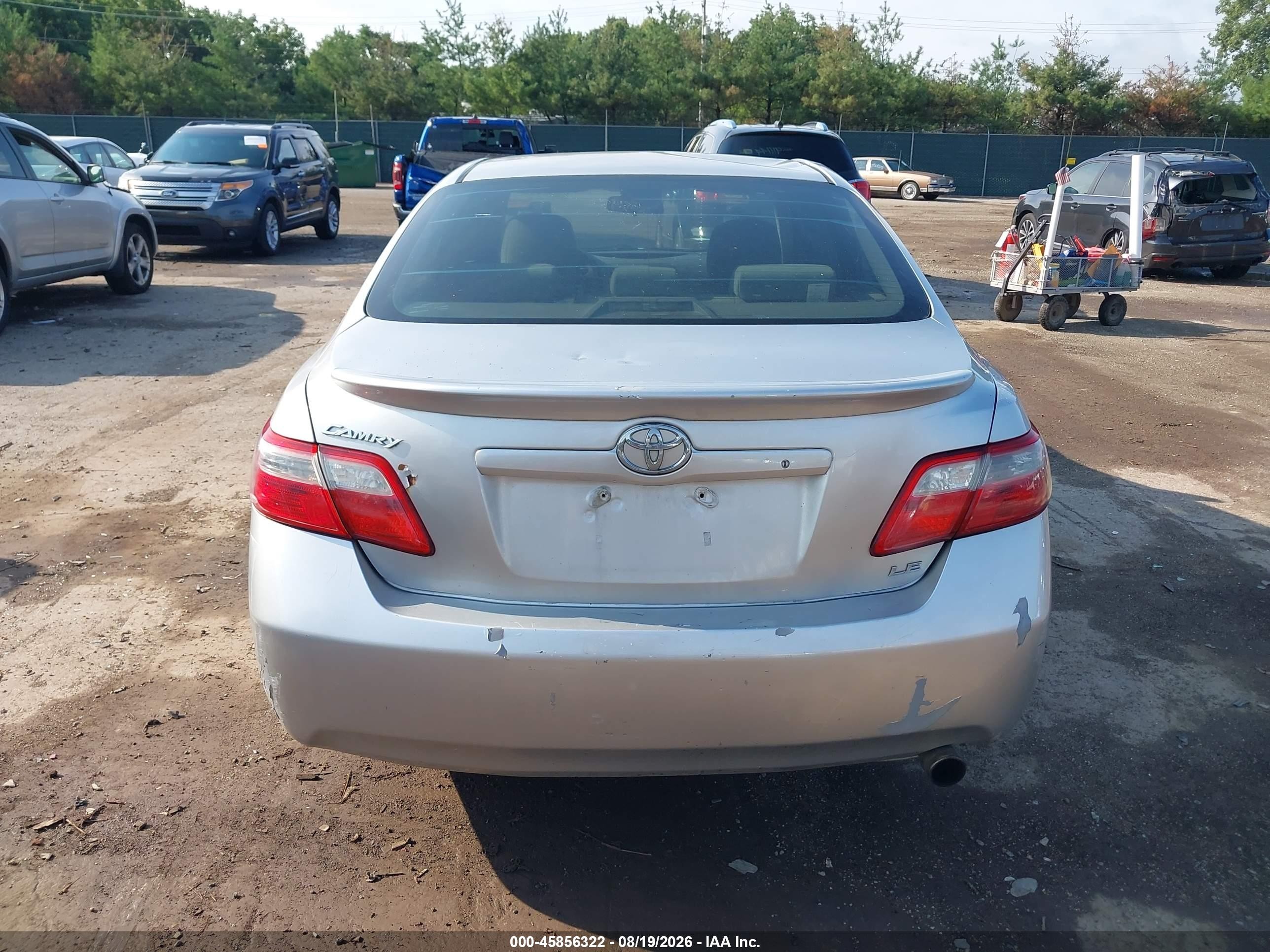 2009 Toyota Camry Le Серебряный vin: 4T1BE46K99U838958
